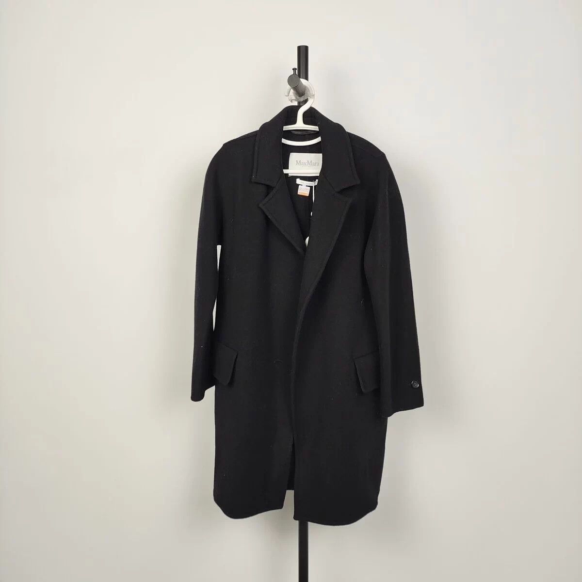 Max Mara MaxMara Black Wool Coat 160 Size M / US 6-8 / IT 42-44 - 1 Thumbnail