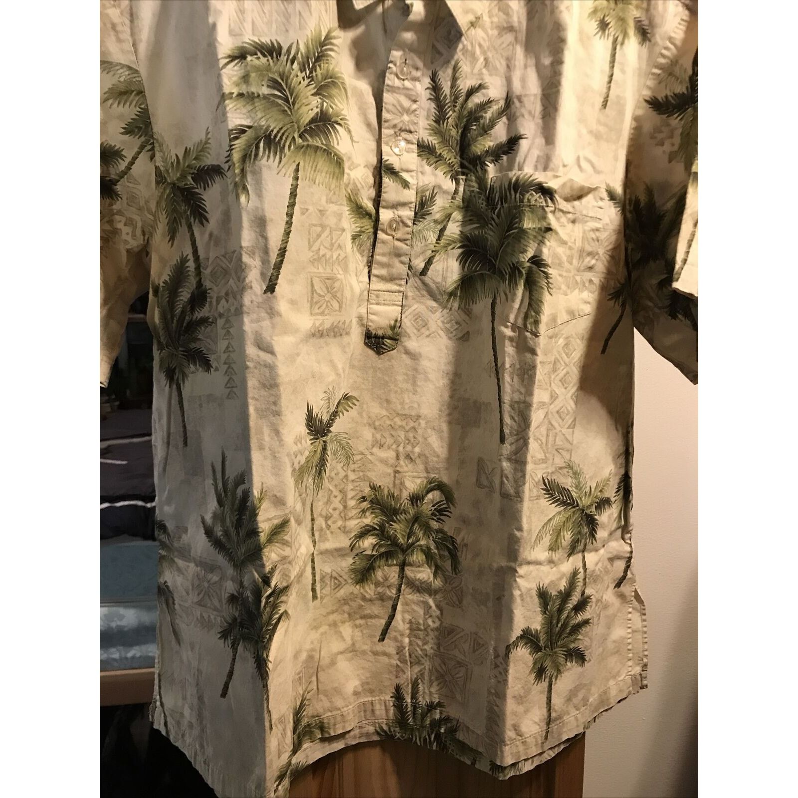 Other Malihini Vintage Men’s XL Beige Floral SS Hawaiian Shirt Size US XL / EU 56 / 4 - 10 Thumbnail
