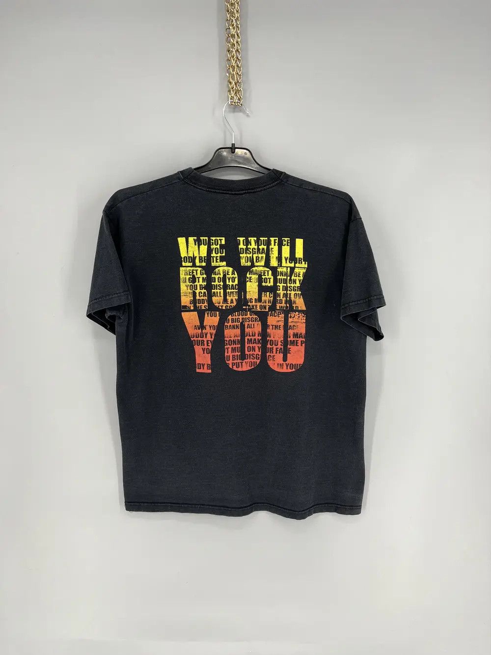 Band Tees Vintage 2005 Queen Tour Band Tee Dead Horror Print Band Rock Size US M / EU 48-50 / 2 - 9 Thumbnail