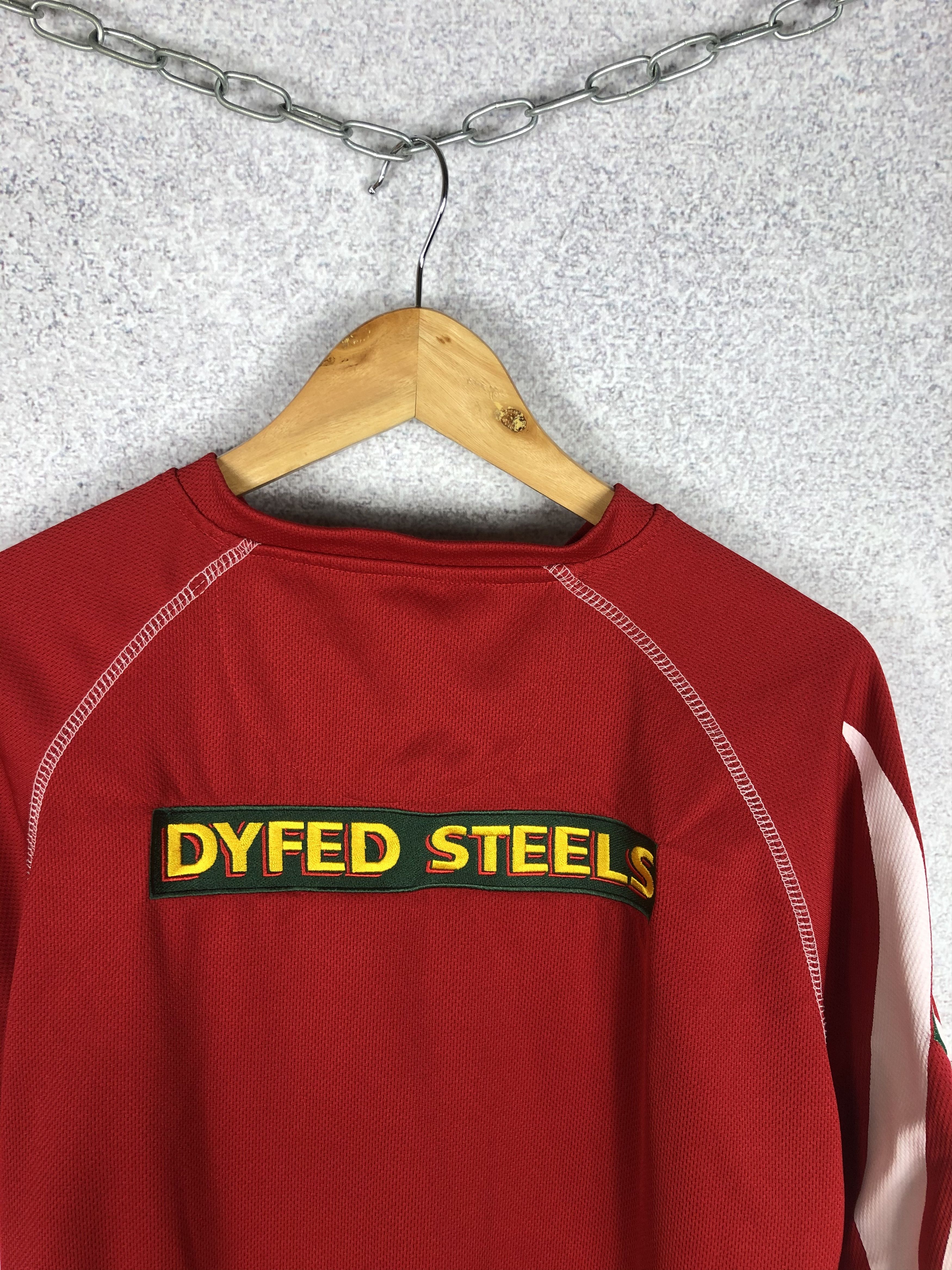 Vintage Vintage Scarlets Rugby JERSEY KOOGA 90s T-Shirt Size US M / EU 48-50 / 2 - 7 Thumbnail