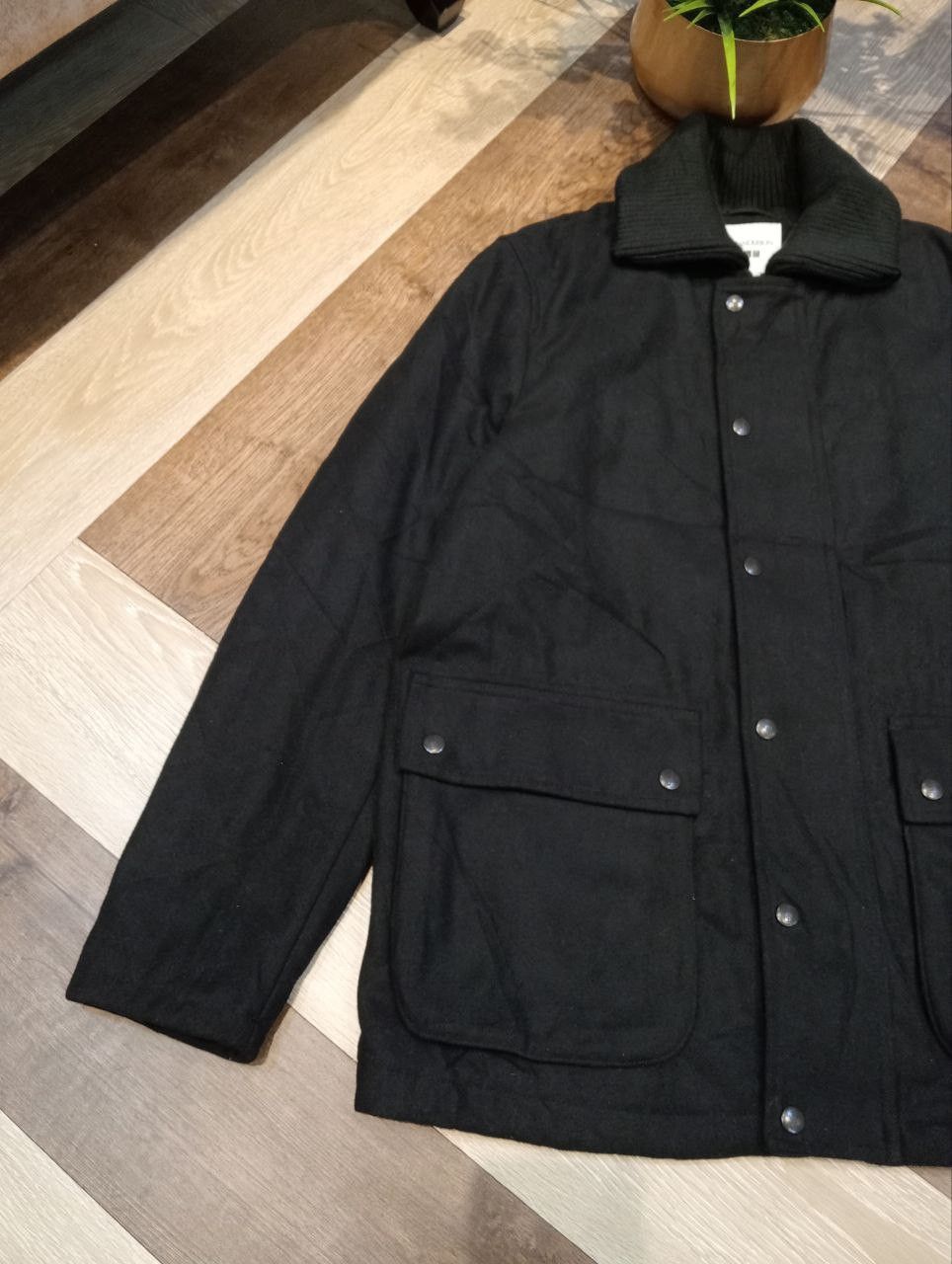 JW Anderson × Uniqlo J.W.ANDERSON X UNIQLO BLACK JACKET - SIZE L Size US L / EU 52-54 / 3 - 5 Thumbnail