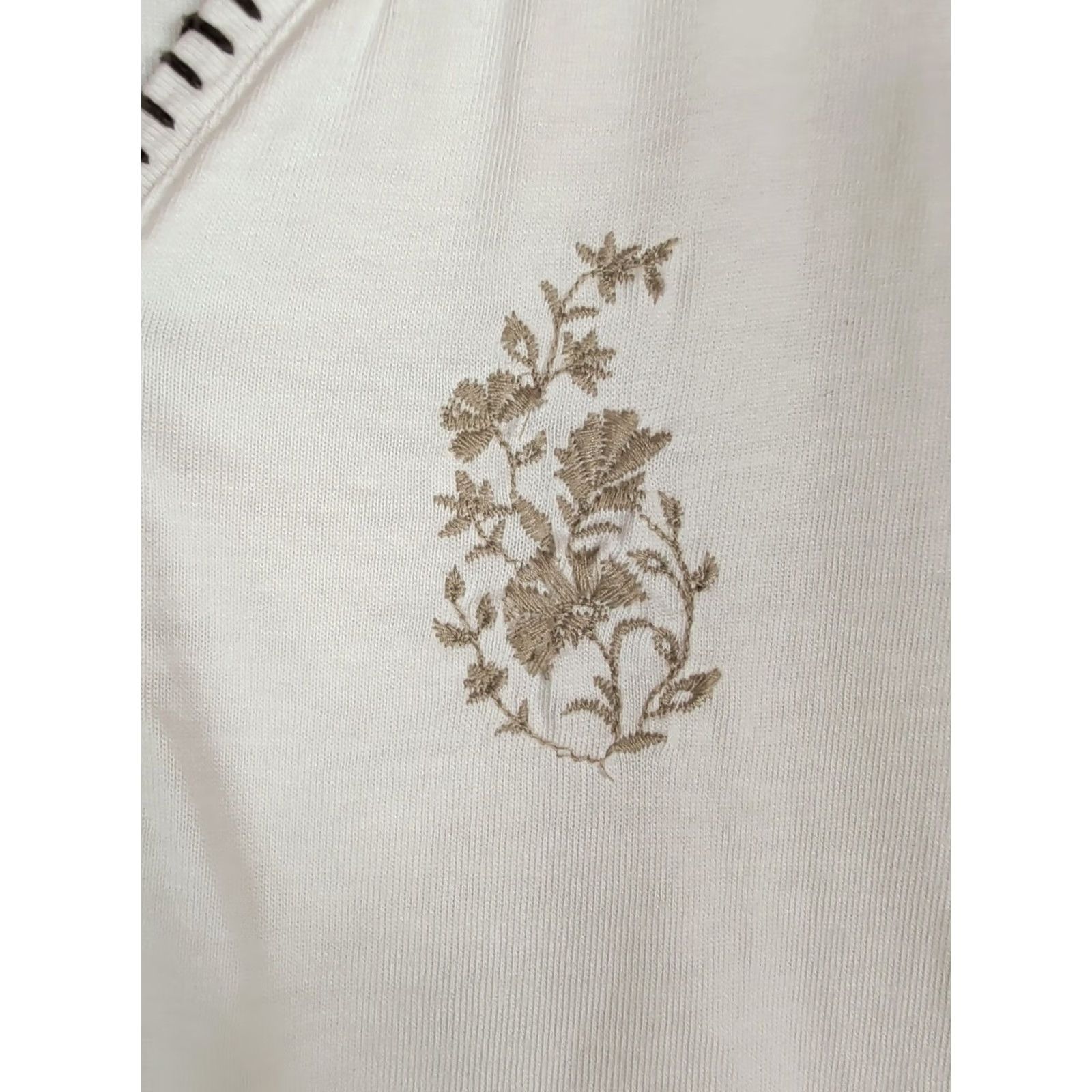 J. Jill J.Jill Pure Jill Womens L White V Neck Embroidered Boho Floral Buttoned Tee Shirt Size L / US 10 / IT 46 - 3 Thumbnail