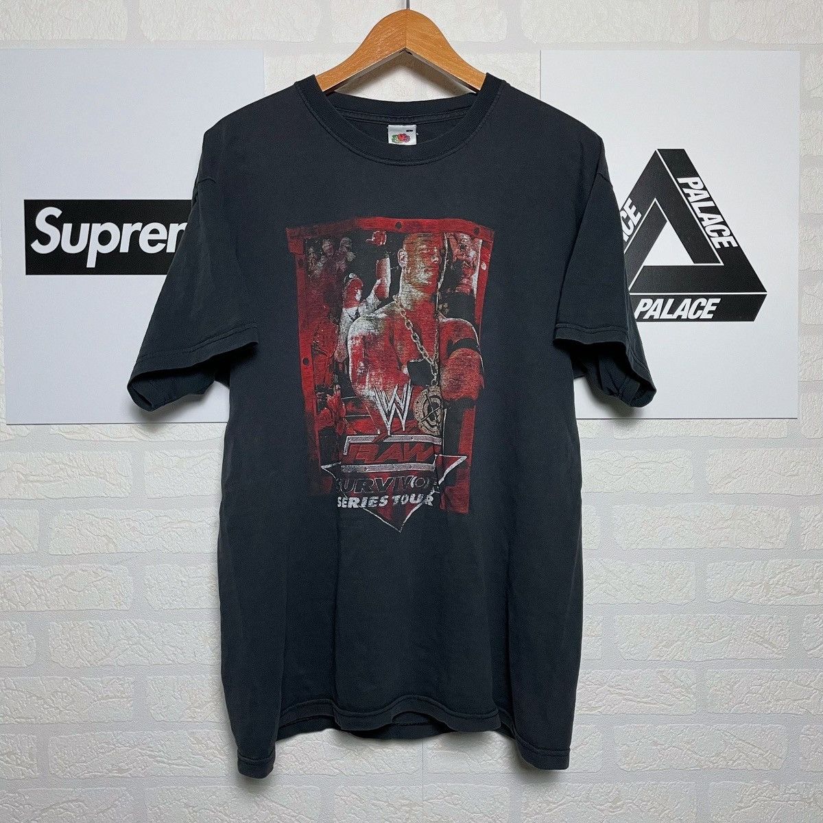 Vintage × WWE × WWF T-shirt WWE Raw Survivor series Tour John Cena Vintage Fotl Size US L / EU 52-54 / 3 - 1 Thumbnail