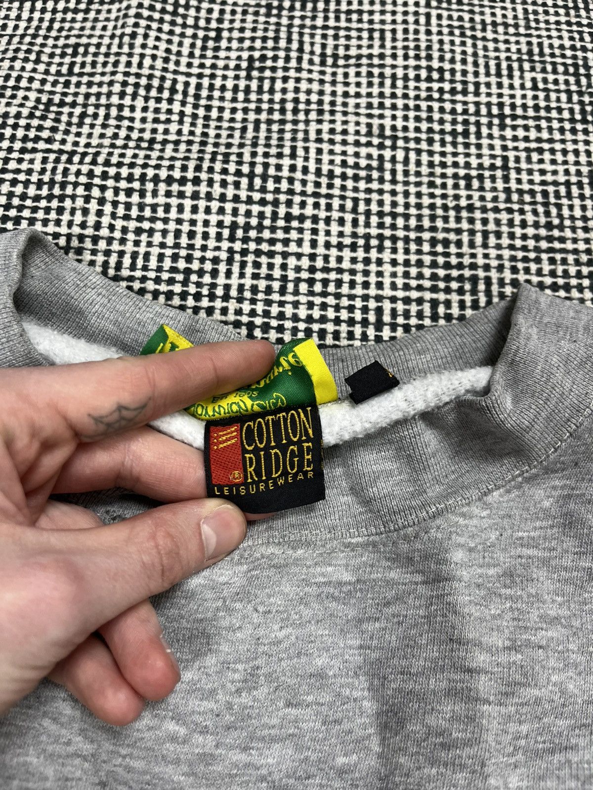 Vintage rare 90s Norwich City The Canaries FC soccer sweatshirt Size US XL / EU 56 / 4 - 4 Thumbnail