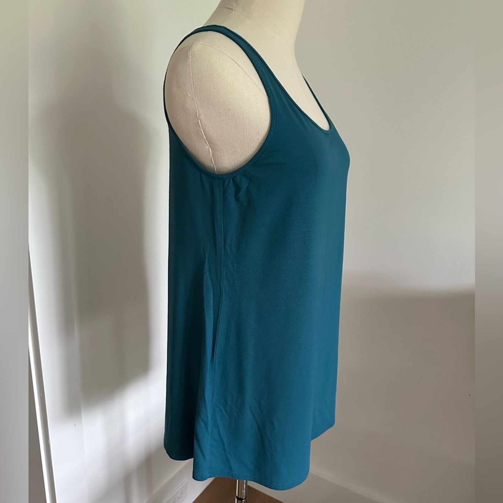 Eileen Fisher Like new! Eileen Fisher Soft Stretch Jersey Tank - Small Size S / US 4 / IT 40 - 3 Thumbnail