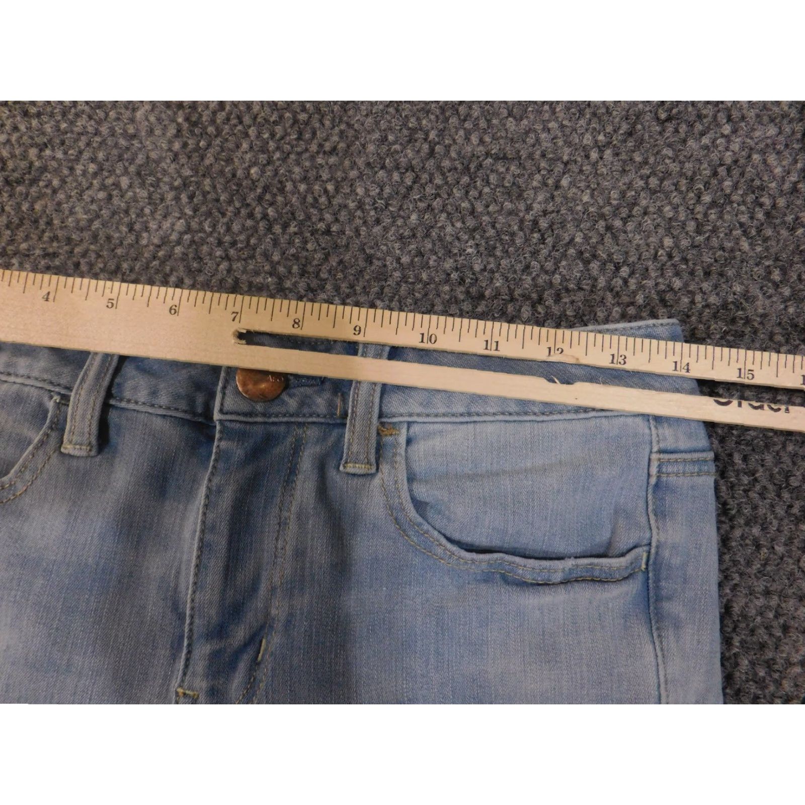 American Eagle Outfitters American Eagle Jeans Womens 6 Light Wash Jegging Distressed Ripped Super Stretch Size 28" / US 6 / IT 42 - 5 Thumbnail