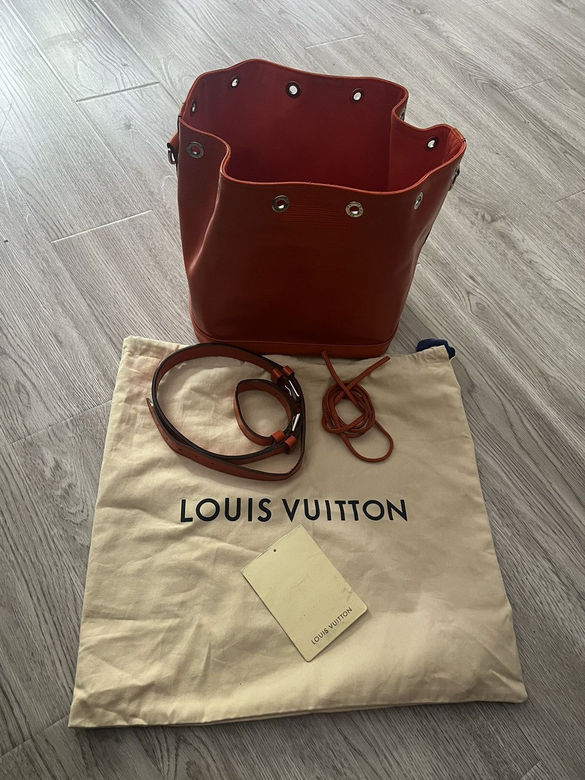 Louis Vuitton Louis Vuitton Petite Noé Size ONE SIZE - 2 Thumbnail
