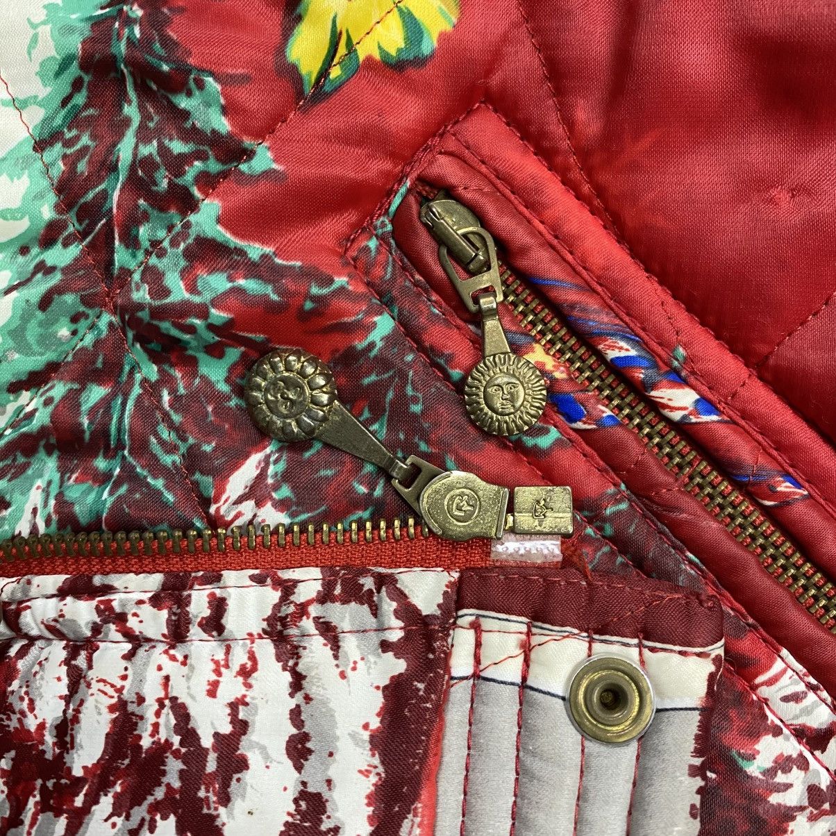 Versace Vintage 90s Versace sport floral ski jacket Size US L / EU 52-54 / 3 - 10 Thumbnail