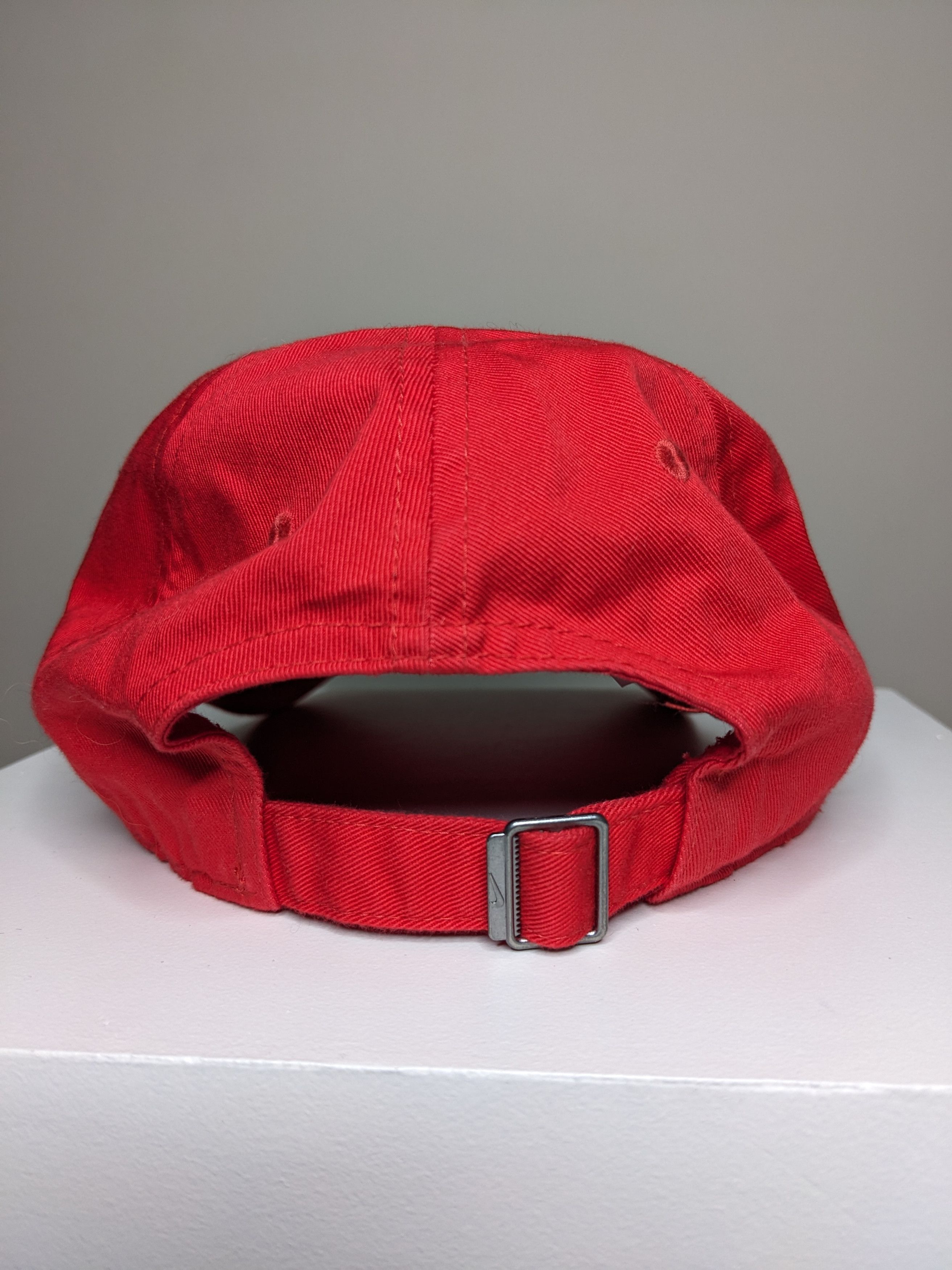Nike Nike Team Canada Soccer Heritage86 Strapback Cap Hat 1Size Size ONE SIZE - 5 Thumbnail