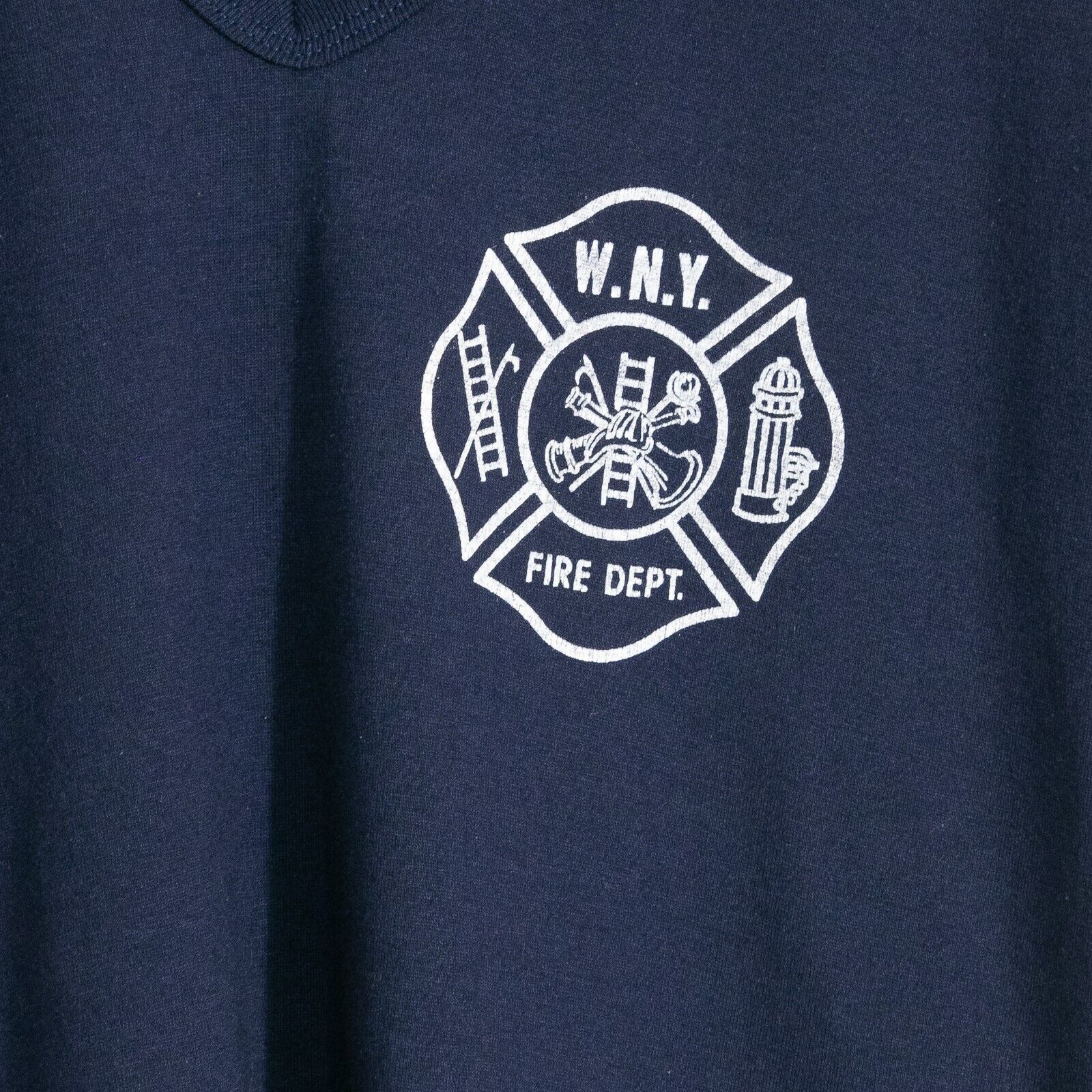 Vintage Vintage 80s Buffalo Fire Dept T Shirt Large Workwear V Neck Size US L / EU 52-54 / 3 - 3 Thumbnail