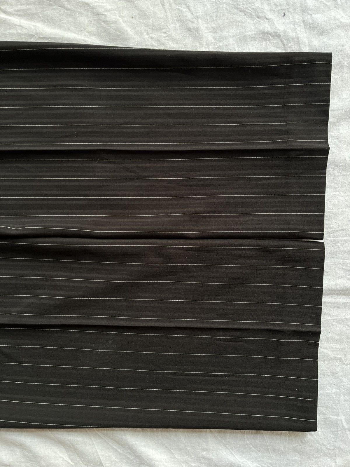 Japanese Brand Vintage Black Pinstripe Trousers Pleated Tailored Fit Y2K Size US 36 / EU 52 - 9 Thumbnail