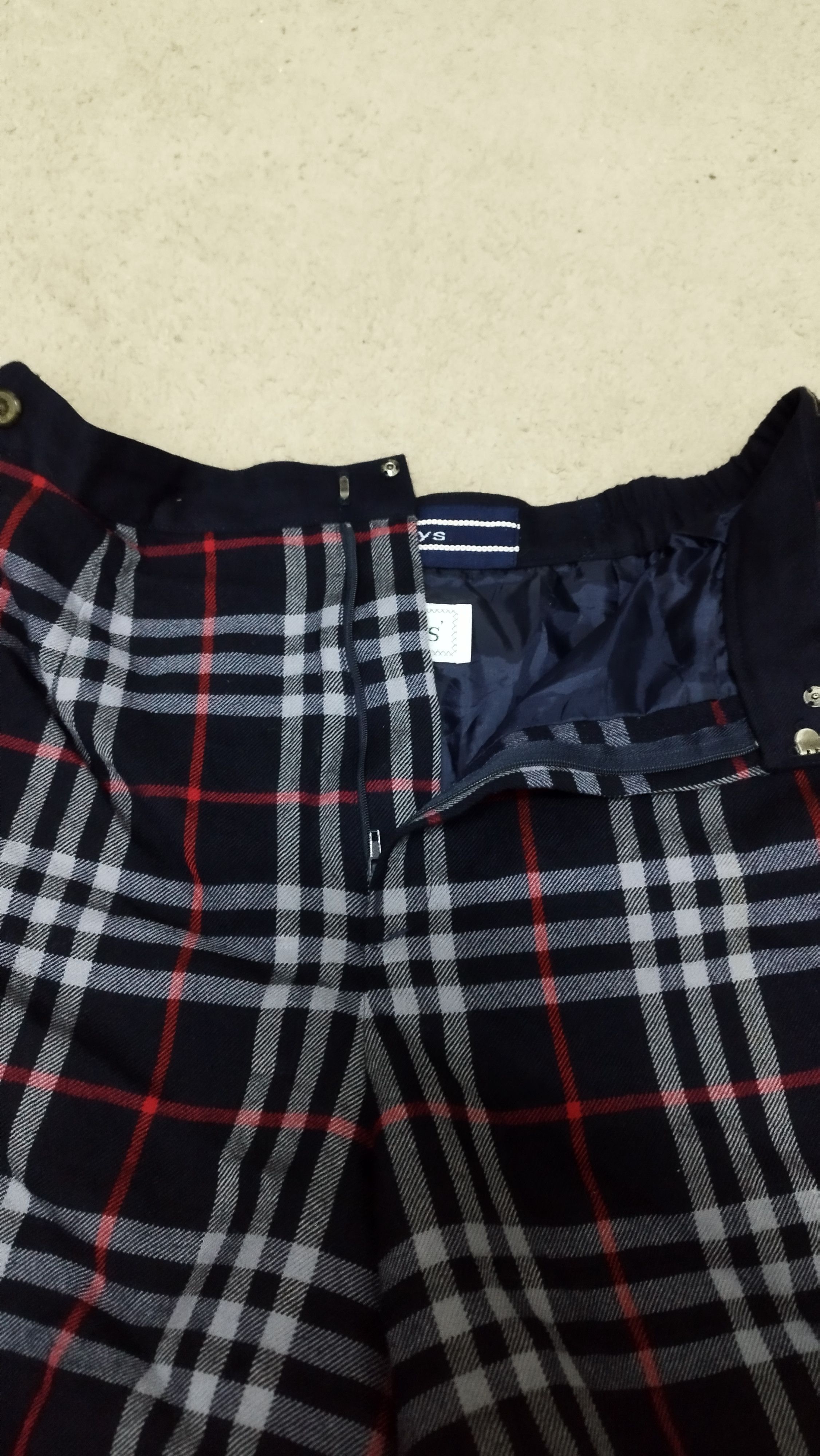 Burberry Burberry skirt golf whool Size 30" / US 8 / IT 44 - 3 Thumbnail