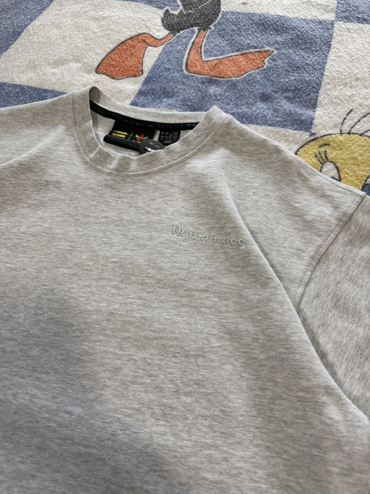 Adidas Adidas human race tee Size US L / EU 52-54 / 3 - 2 Thumbnail