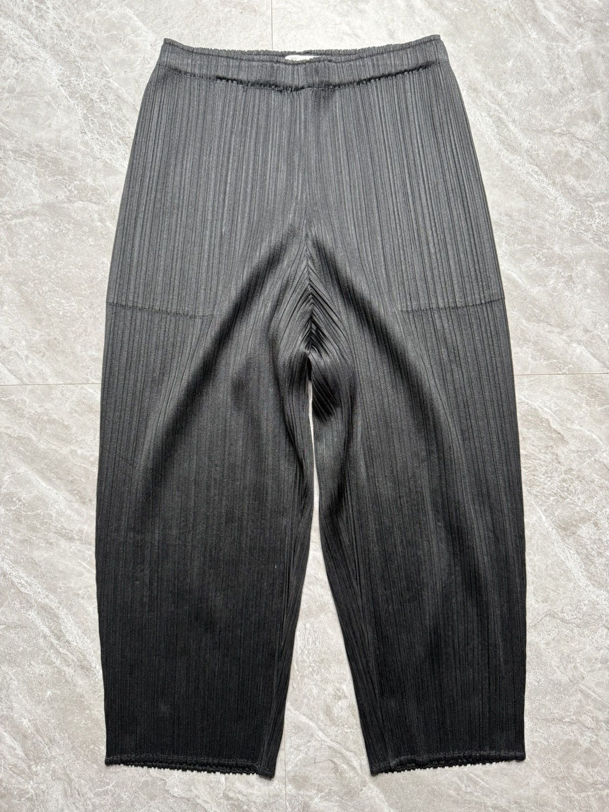 Pleats Please Issey Miyake Pleats please Cropped Pants Size US 30 / EU 46 - 1 Thumbnail
