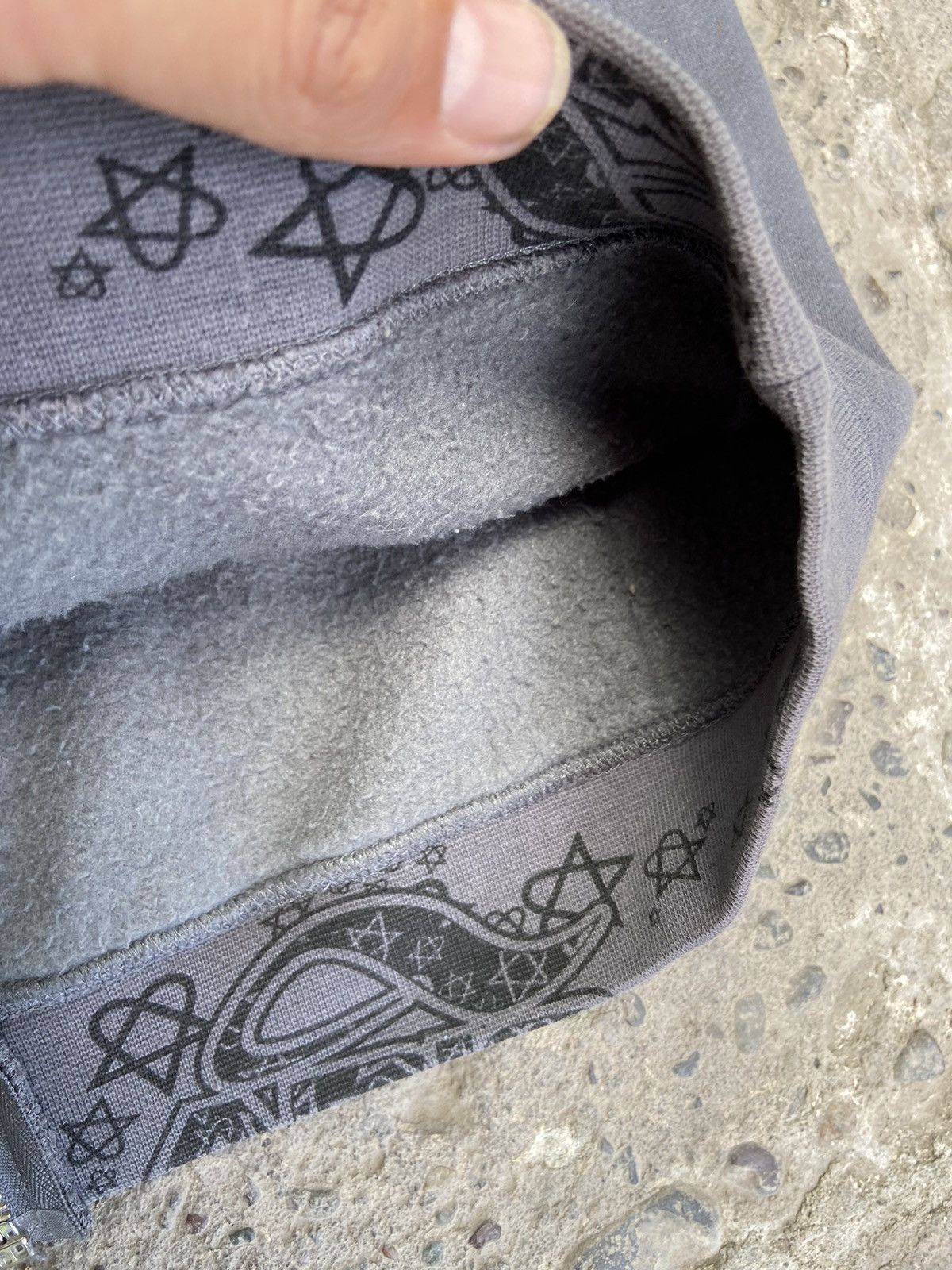 Other Vintage ADIO heartagram hoodie Size US M / EU 48-50 / 2 - 16 Thumbnail