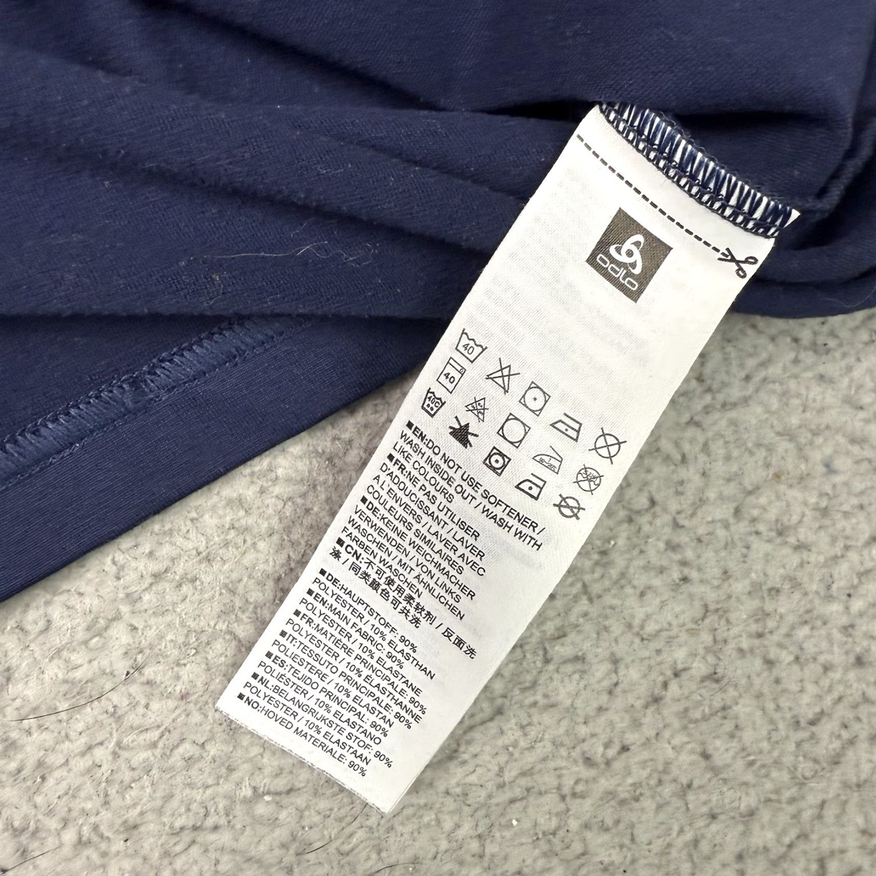 Odlo VINTAGE Odlo Shirt Pullover 1/4 Zip Mens Small Blue Polyester Activewear Casual Workout Running & Jogging Size US S / EU 44-46 / 1 - 6 Thumbnail