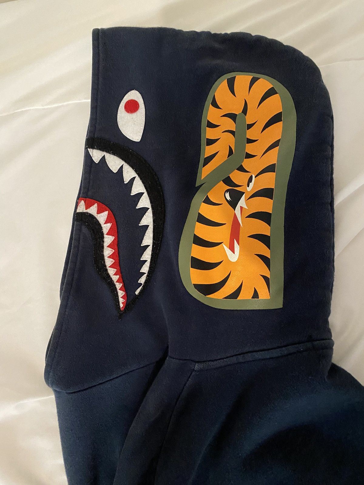 Bape Bape shark pullover navy Size US M / EU 48-50 / 2 - 5 Thumbnail