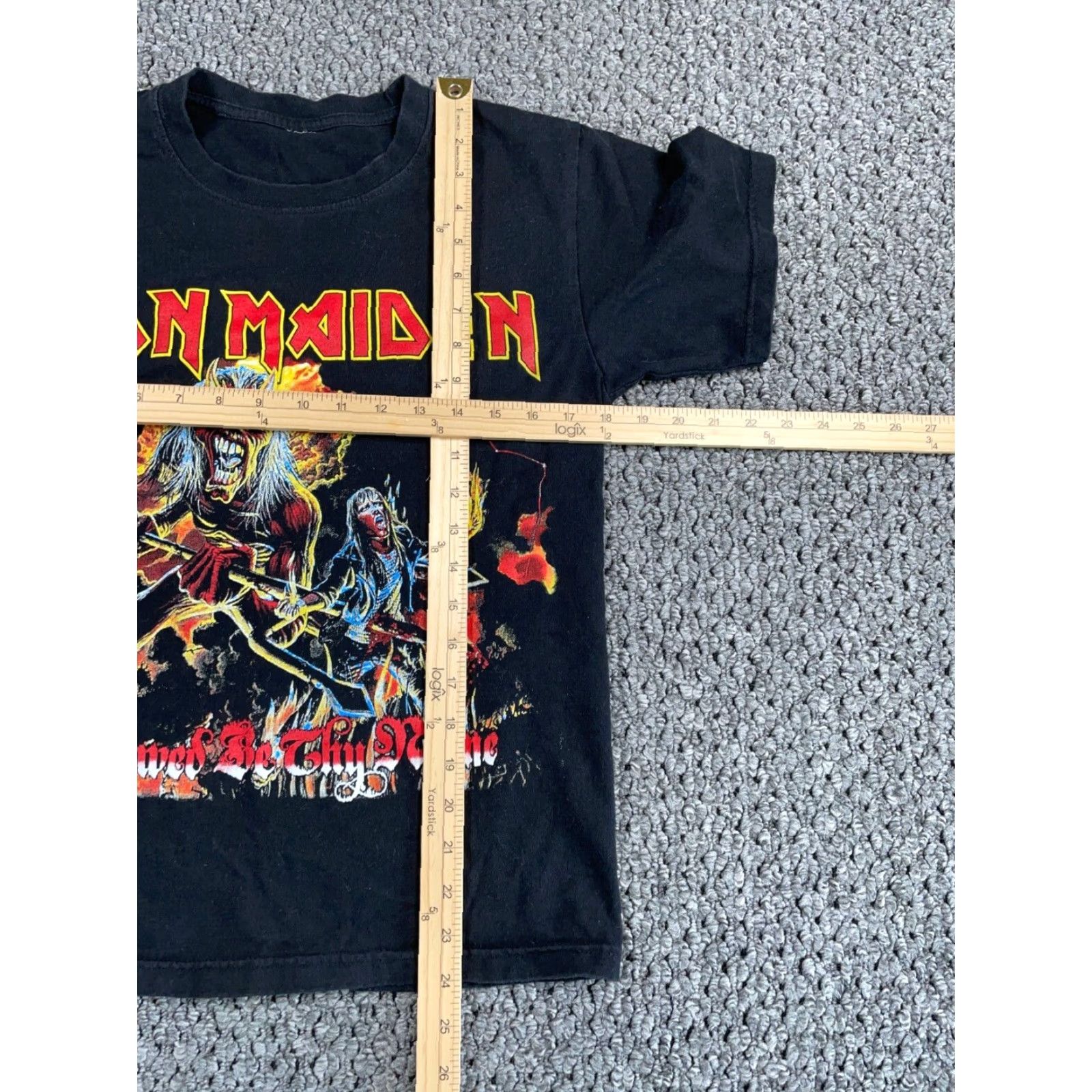 Etro Iron Maiden Hallowed Be Thy Name Black Graphic T-Shirt Adult Small Metal Music Mens Double-Sided Size US S / EU 44-46 / 1 - 4 Thumbnail