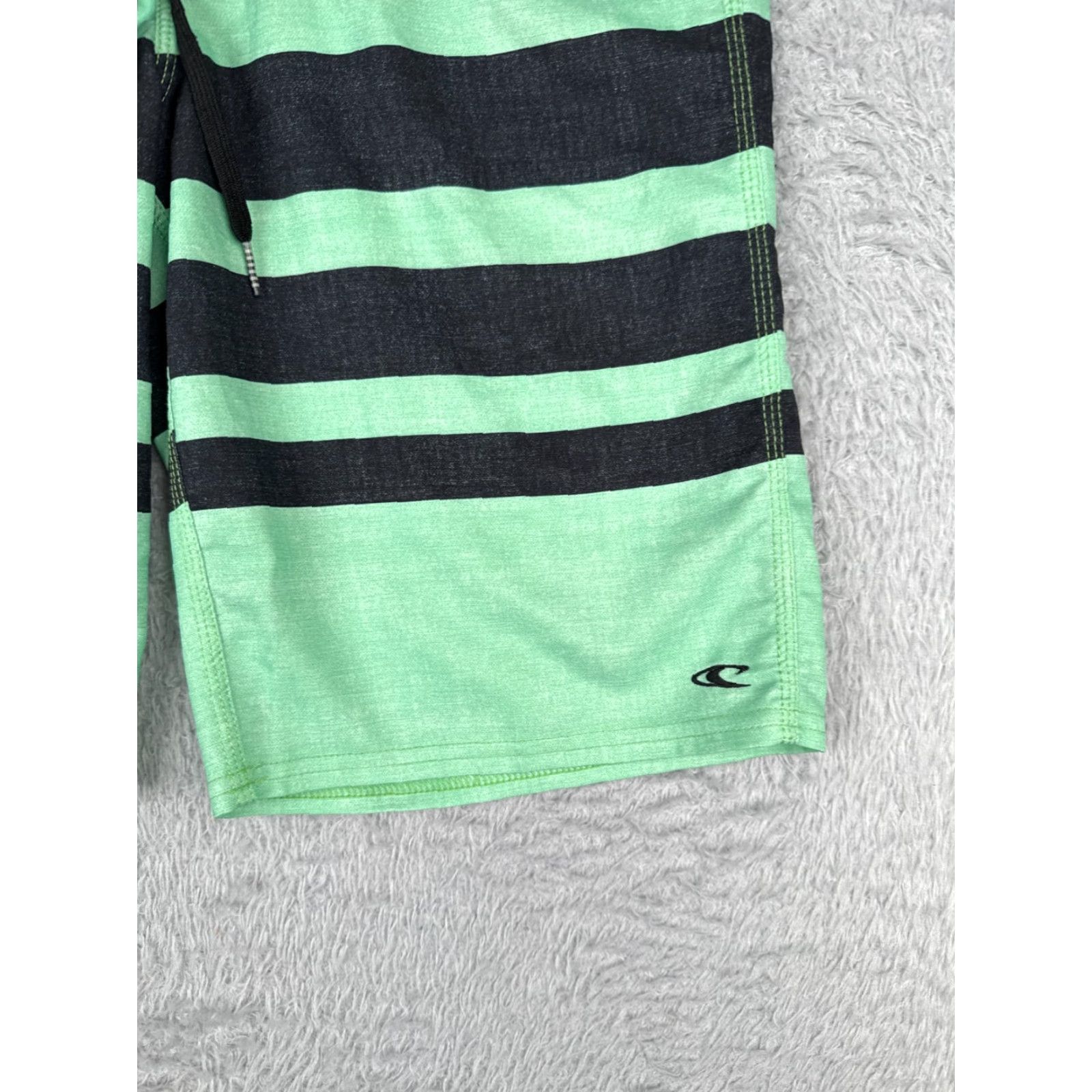 O'Neill O'Neill Board Shorts Mens 28 Green Stripe Polyester Blend 28x10 Trunks Swim Bottoms Beach Pockets Size US 28 / EU 44 - 2 Thumbnail