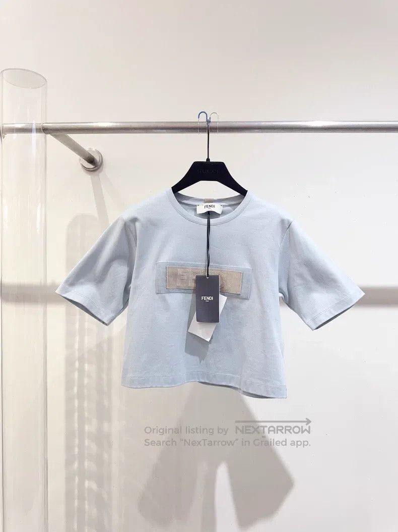Fendi Fendi 24 Spring-Summer Short Sleeve Size XS / US 0-2 / IT 36-38 - 1 Thumbnail