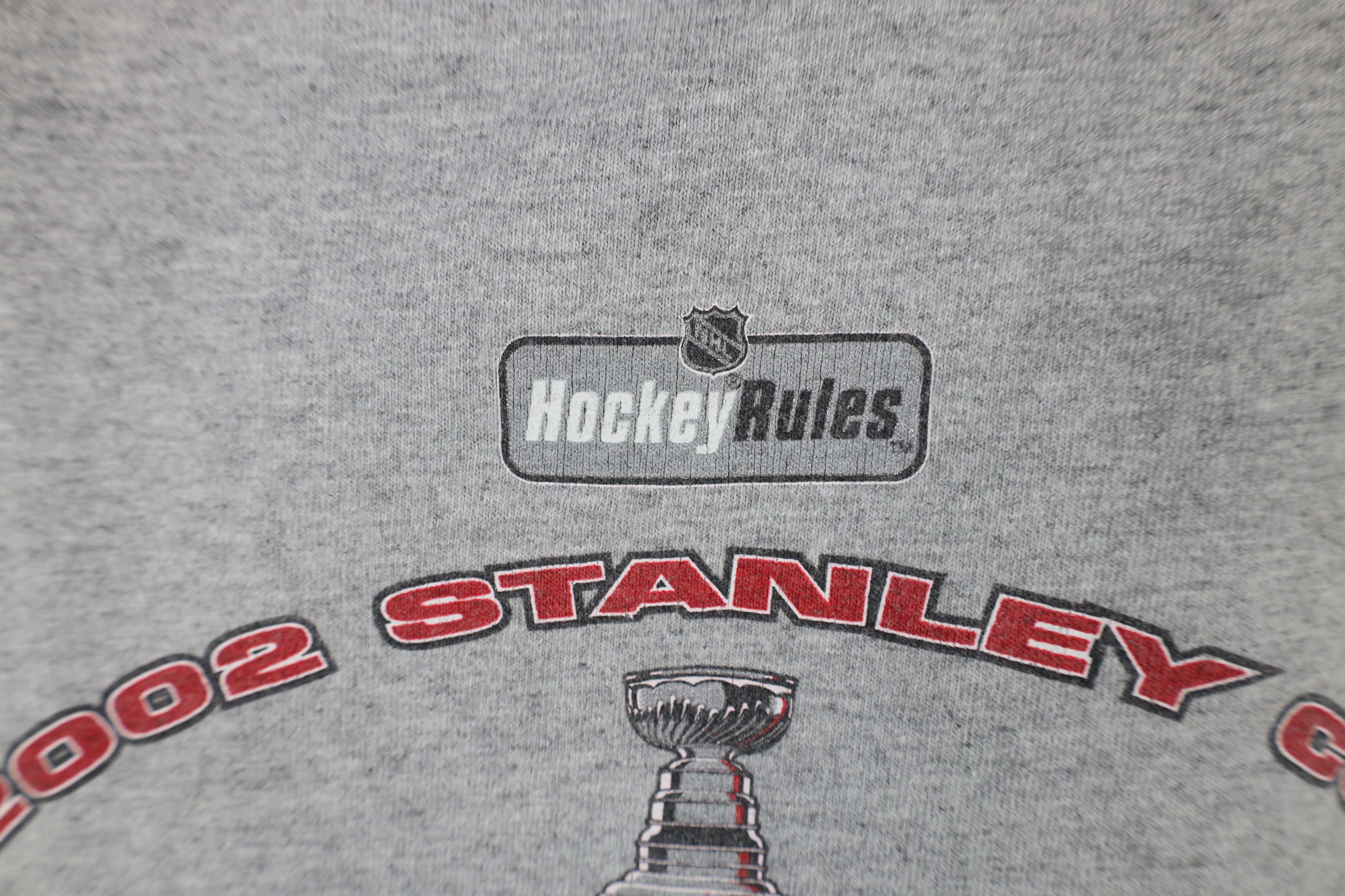 Vintage Vintage 2002 Stanley Cup Champ Detroit Red Wings T-Shirt Size US L / EU 52-54 / 3 - 7 Thumbnail