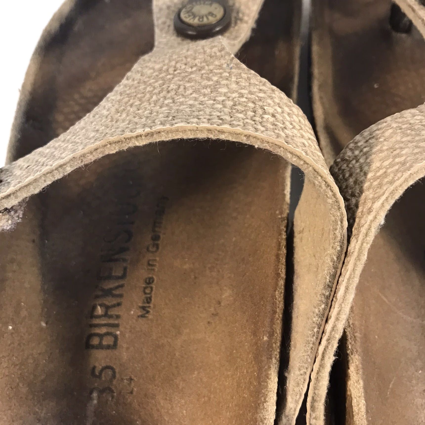 Birkenstock VINTAGE? No—Birkenstock Gizeh Sandal Leather Beige Sandcastle Womens Size 5 Sandal Slip On Comfort Cushioned Buckle Plain Thong Summer 5 Womens Size US 5 / IT 35 - 2 Thumbnail