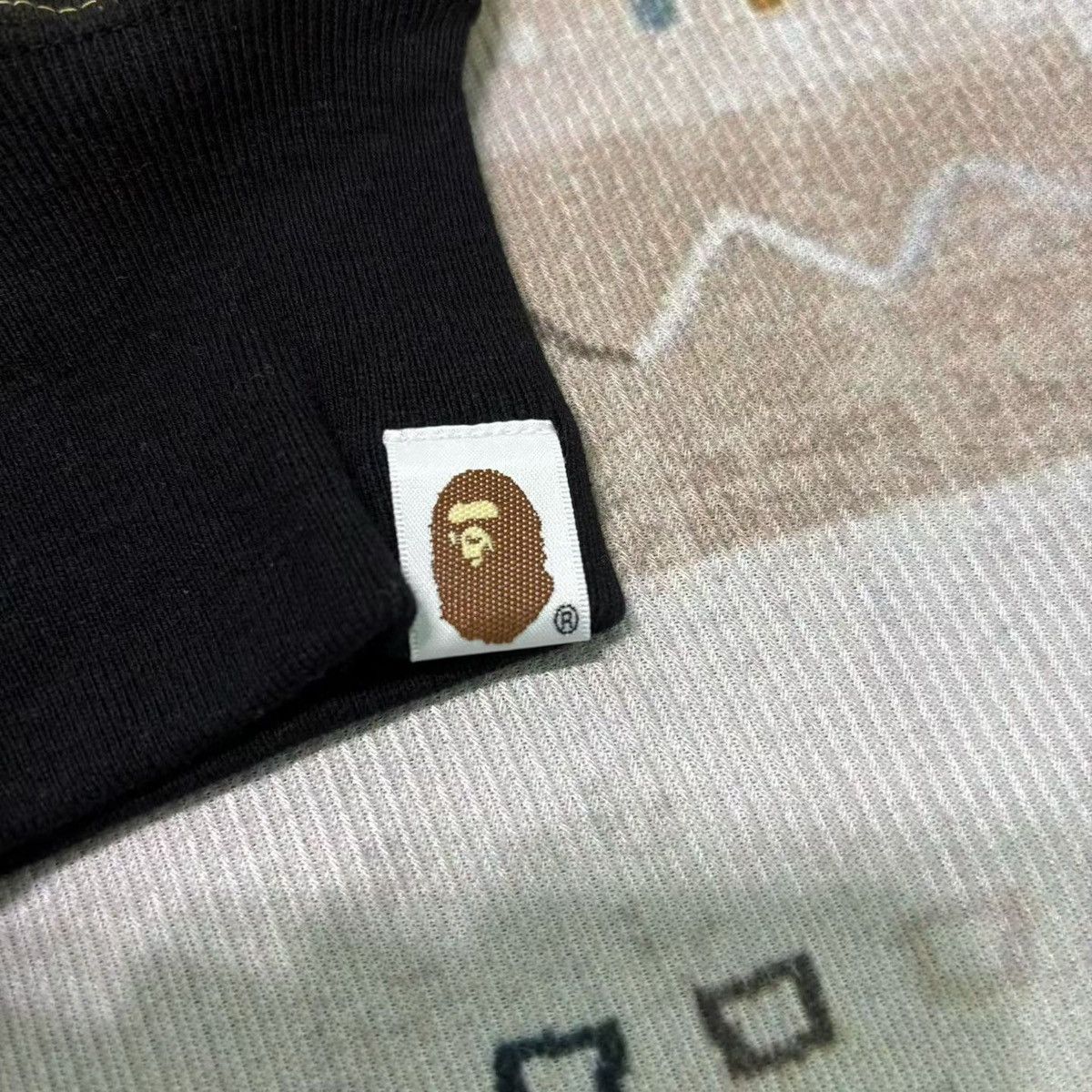 Bape CAMO SHARK FULL ZIP HOODIE Size US XXL / EU 58 / 5 - 4 Thumbnail