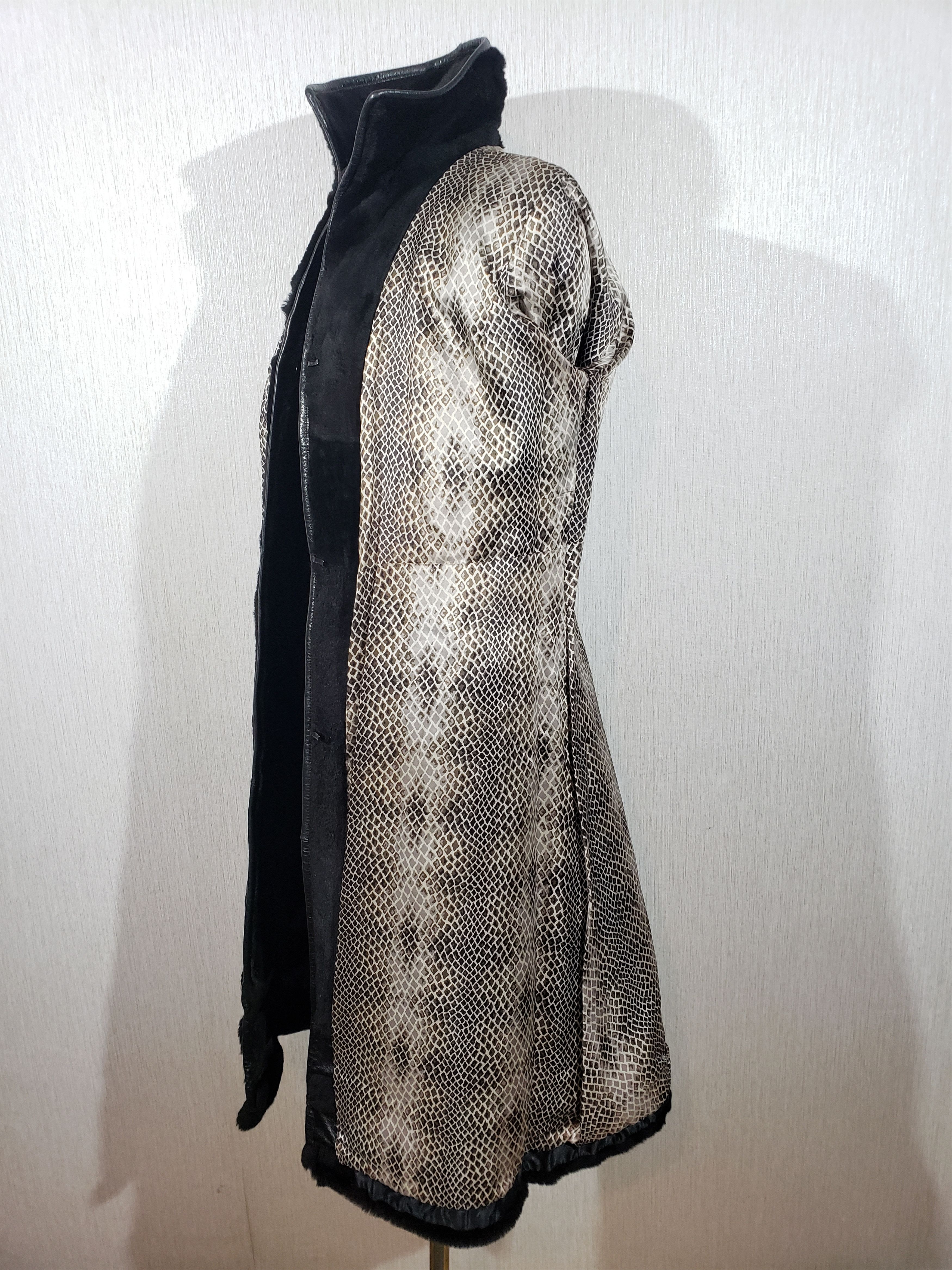 Other Black women's fur coat with sheared fur. Size M / US 6-8 / IT 42-44 - 9 Thumbnail