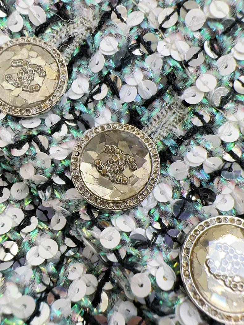 Chanel Chanel 23p preview series green and white sequin embroider Size M / US 6-8 / IT 42-44 - 6 Thumbnail