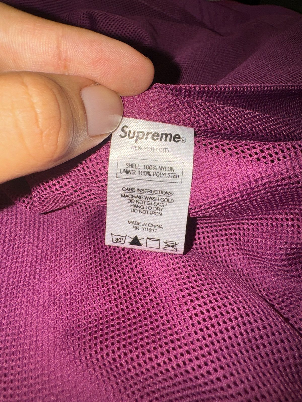 Supreme Supreme Arc Logo Track Jacket (Magenta, FW17) Size US L / EU 52-54 / 3 - 6 Thumbnail