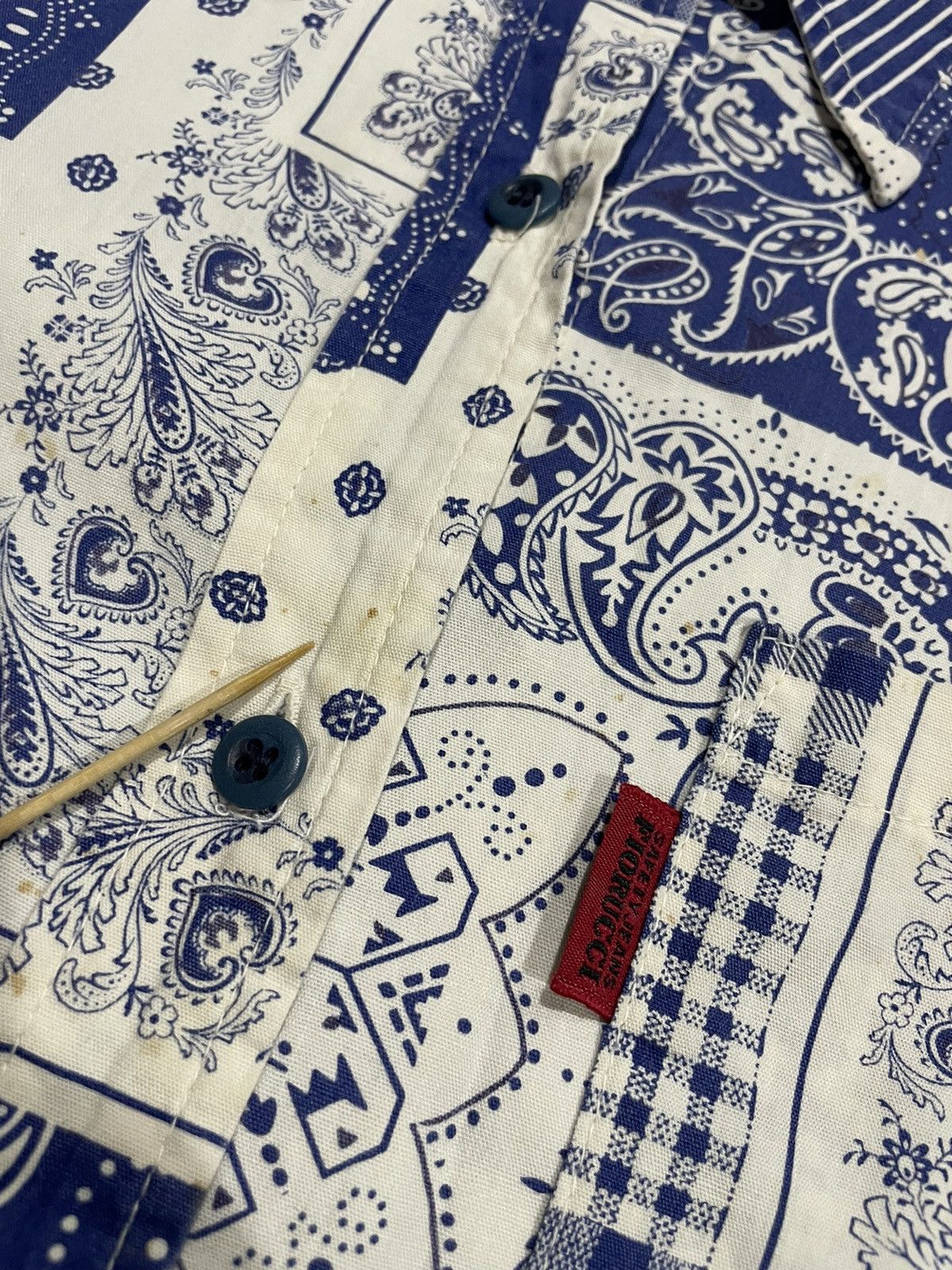Fiorucci Fiorucci Italy Vintage Bandana Printed Shirts Size US M / EU 48-50 / 2 - 15 Thumbnail