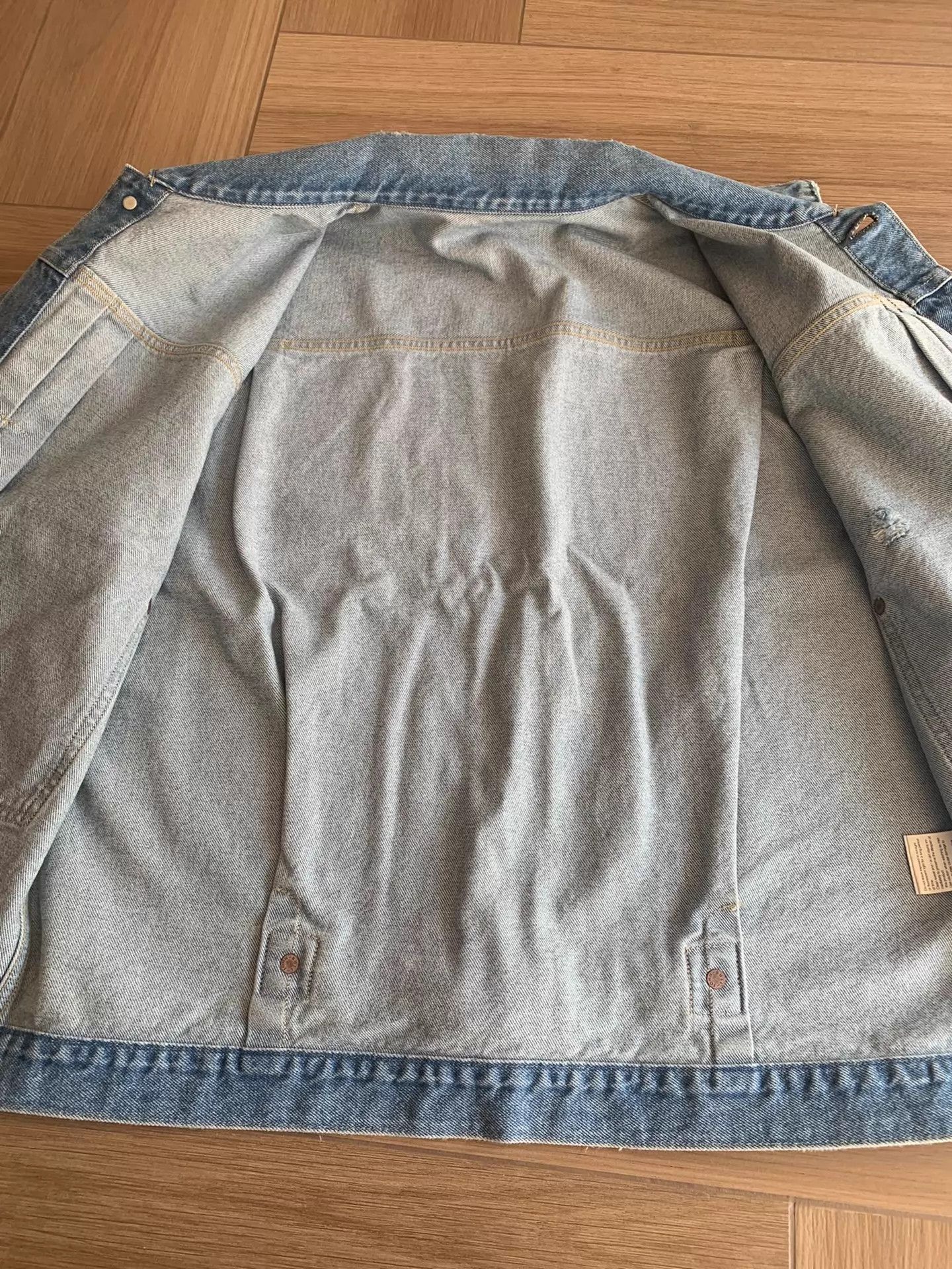 Johnbull JOHNBULL Japan Distressed Denim Jacket Size L Near Mint Size US L / EU 52-54 / 3 - 4 Thumbnail