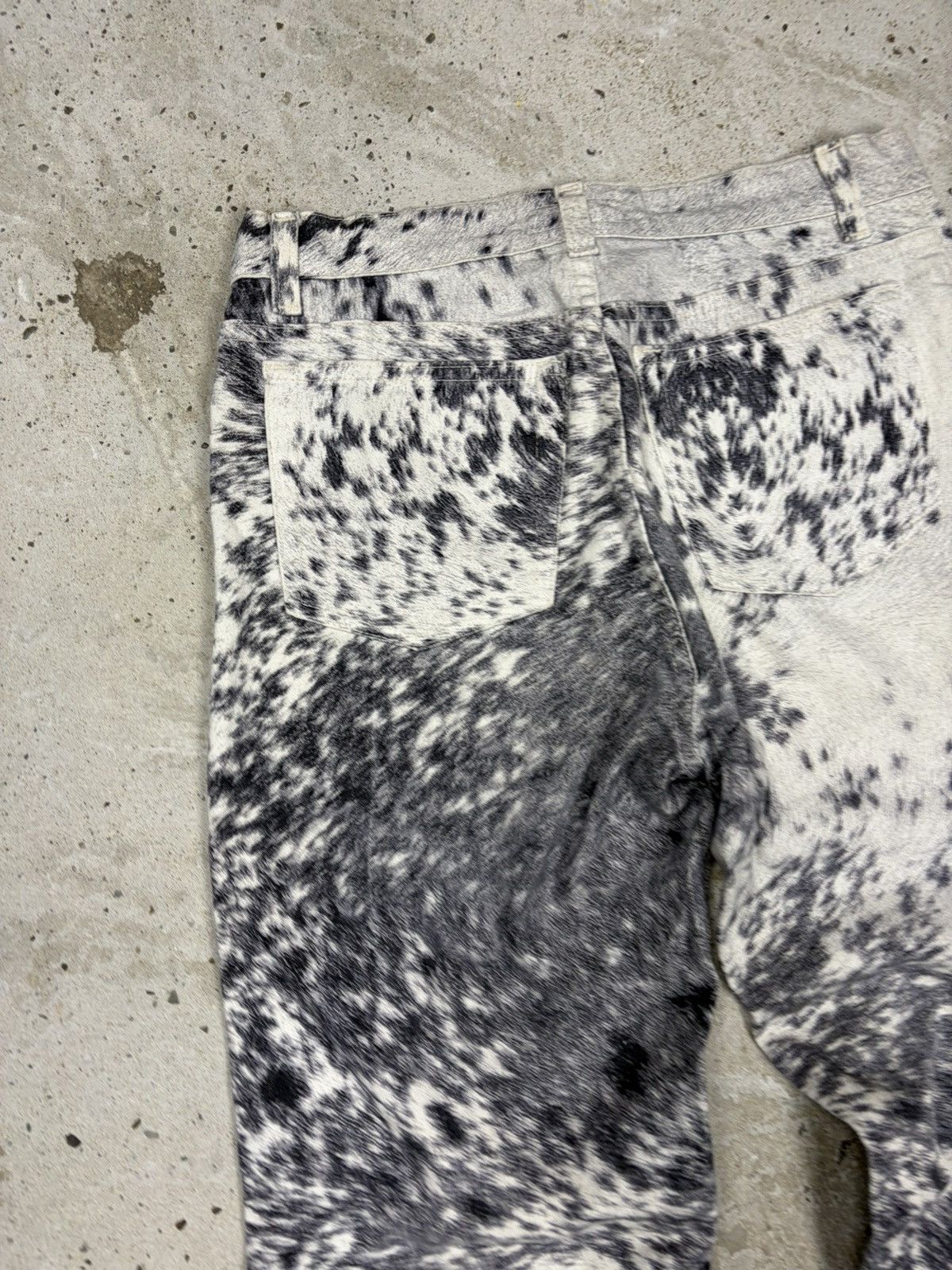 Roberto Cavalli FW1999 Roberto Cavalli Furry Cawprint Movement Pants Size 28" / US 6 / IT 42 - 13 Thumbnail