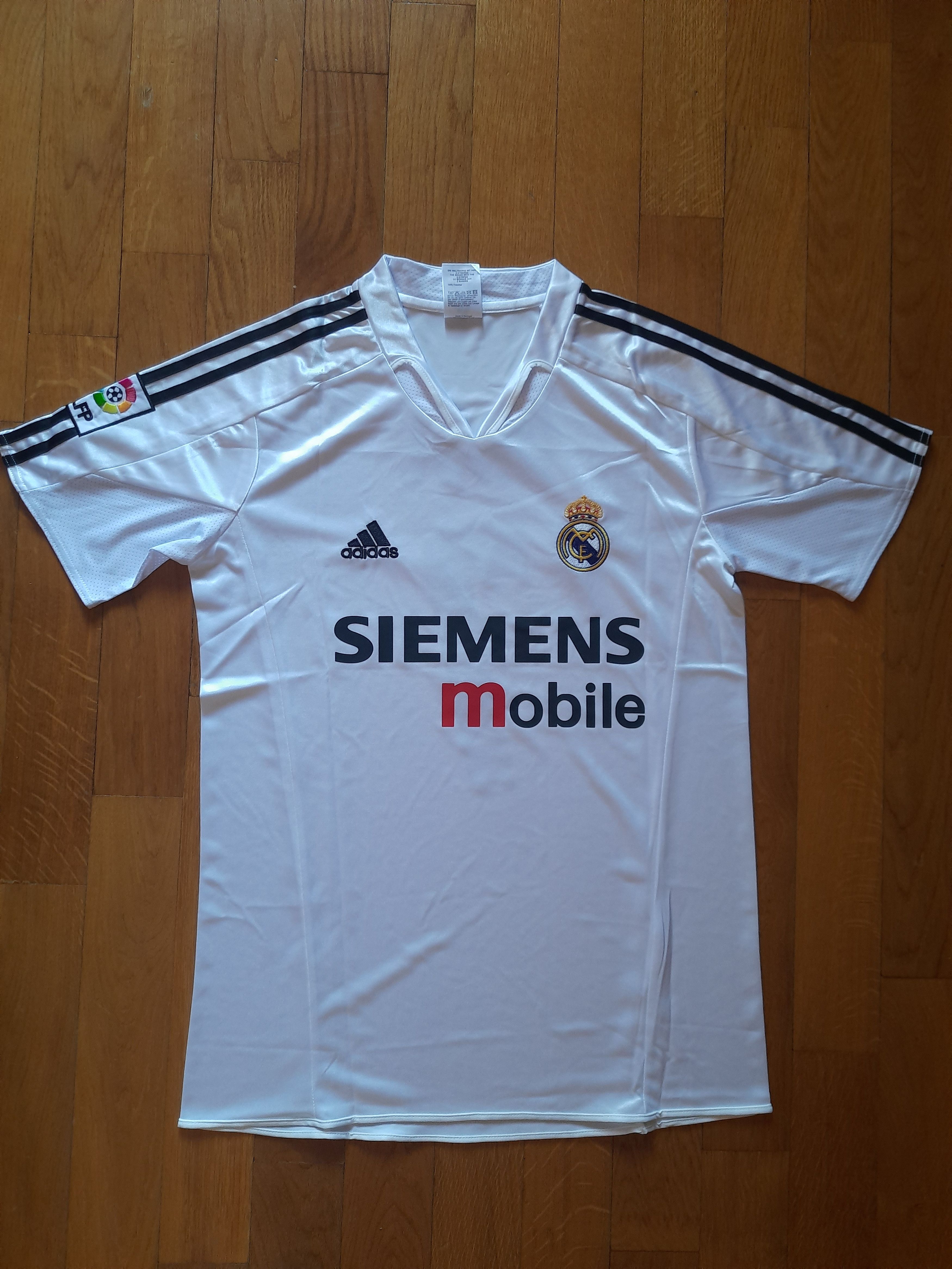 Other Raul 2004 2005 Real Madrid Soccer Football Size US L / EU 52-54 / 3 - 2 Thumbnail
