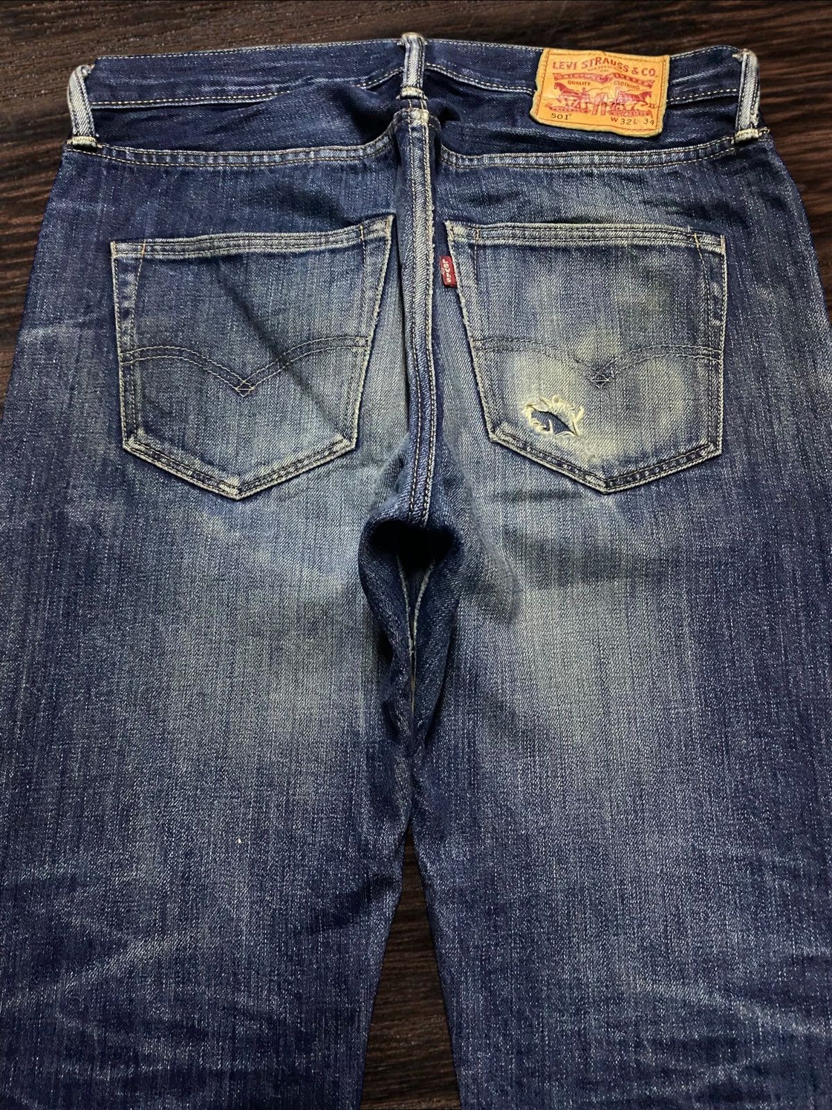 Levi's Vintage Levis 501 Mud Wash Distressed Full Button Loose Jean Size US 32 / EU 48 - 4 Thumbnail