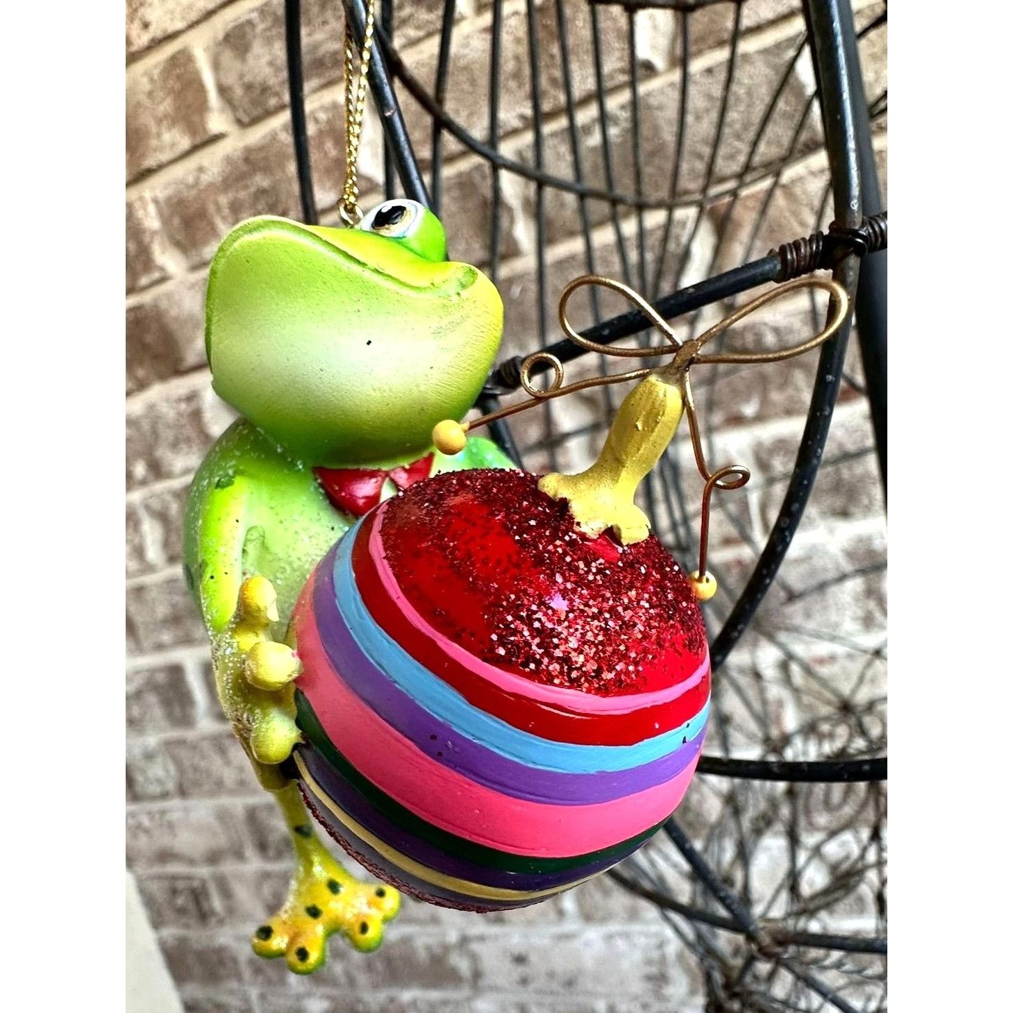 Vintage Vintage Frog Ornament Christmas Dangling Legs Holding Orname Size ONE SIZE - 7 Thumbnail