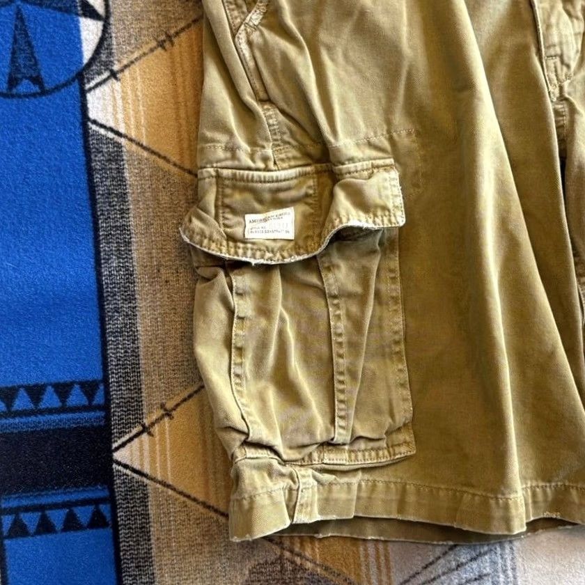 American Eagle Outfitters VINTAGE American Eagle Outfitters Cargo Shorts Size 36 Brown Khaki Mens y2k Size US 36 / EU 52 - 5 Thumbnail