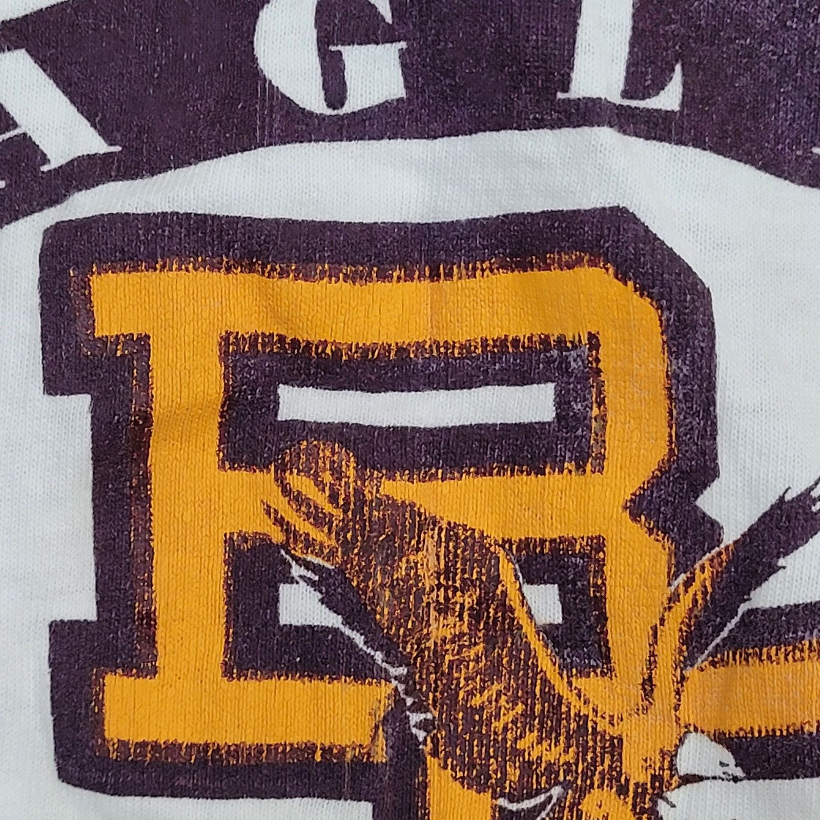 The Game Vintage Boston College Eagles Tank-Top Large 22x25 Crop USA Size US L / EU 52-54 / 3 - 9 Thumbnail