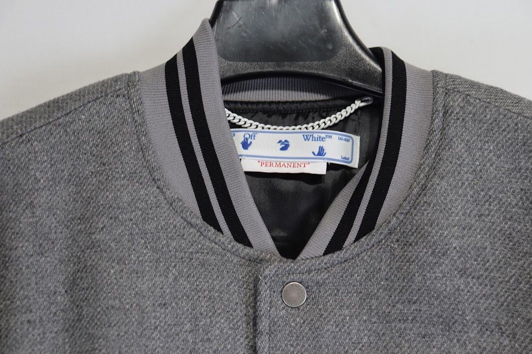 Off-White o1rshd1 Charcoal Logo Print Bomber Jacket in Grey Size US S / EU 44-46 / 1 - 6 Thumbnail