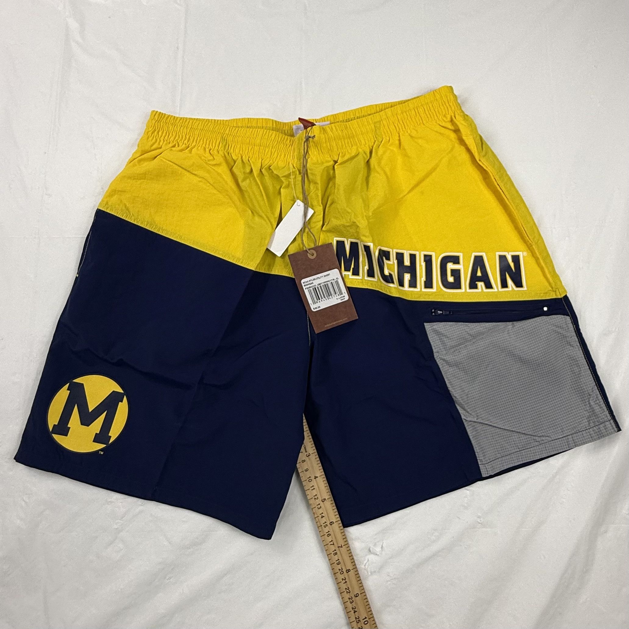 Mitchell & Ness Mitchell & Ness Michigan Wolverines Nylon Utility Shorts Size US 36 / EU 52 - 5 Thumbnail