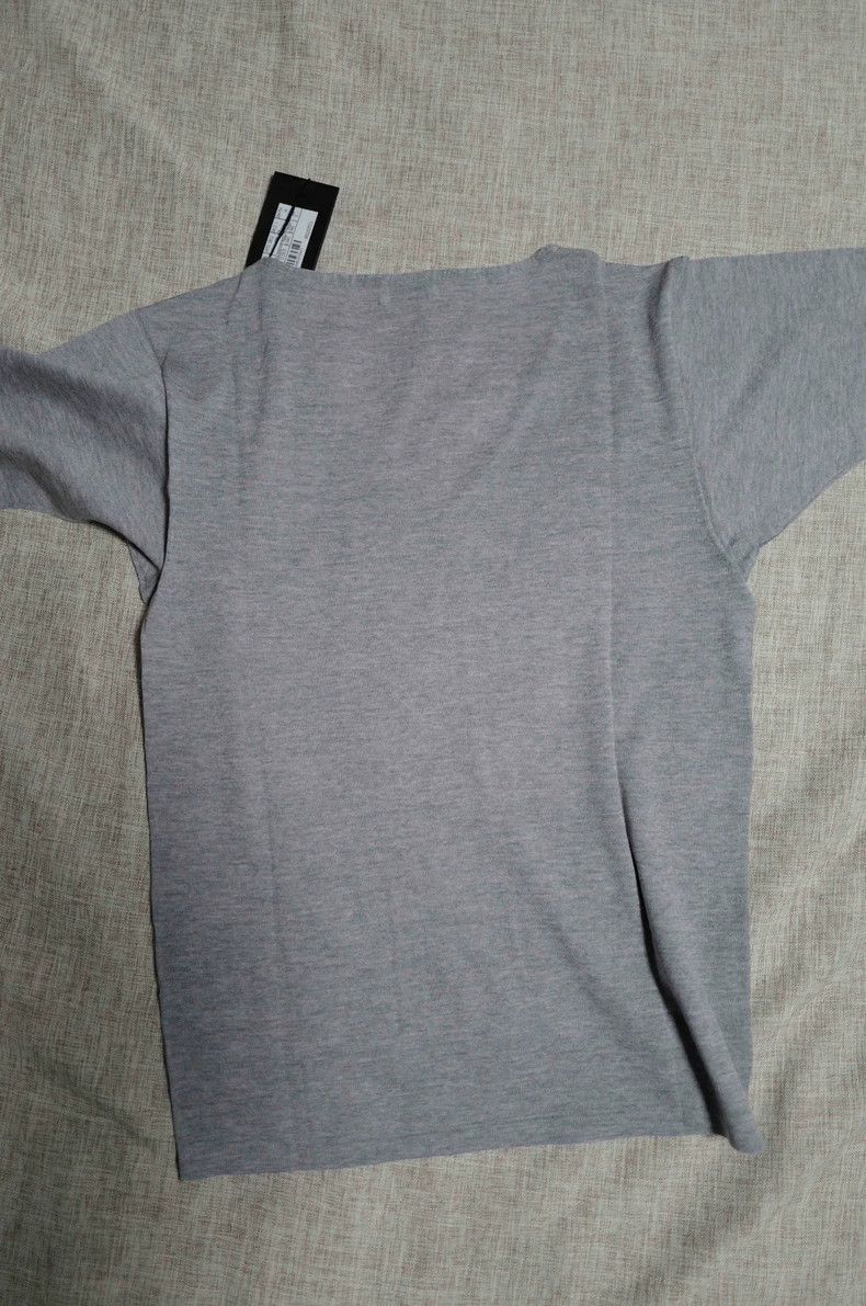 Saint Laurent Paris Saint Laurent Paris Grey Merino worsted wool pocket T-shir Size S / US 4 / IT 40 - 2 Thumbnail