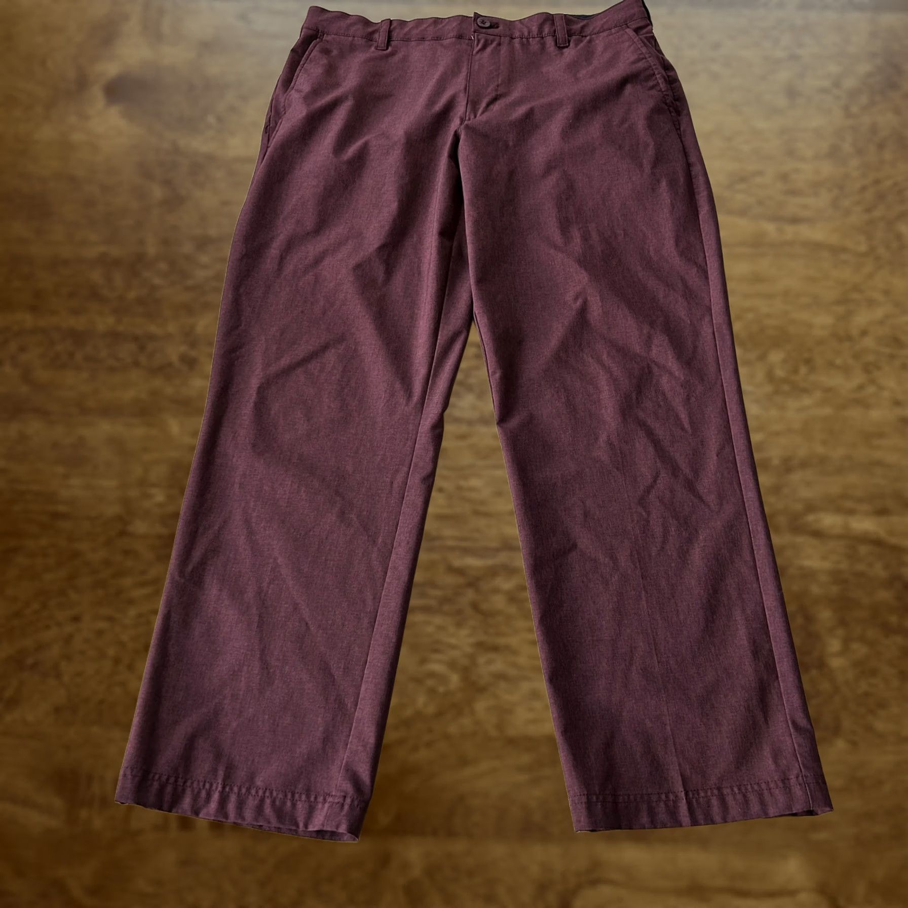 Izod IZOD Golf Pants Mens 36x30 Red Chino Straight Leg Stretch Microfiber Casual Slas h Pockets Logo Size US 36 / EU 52 - 1 Thumbnail