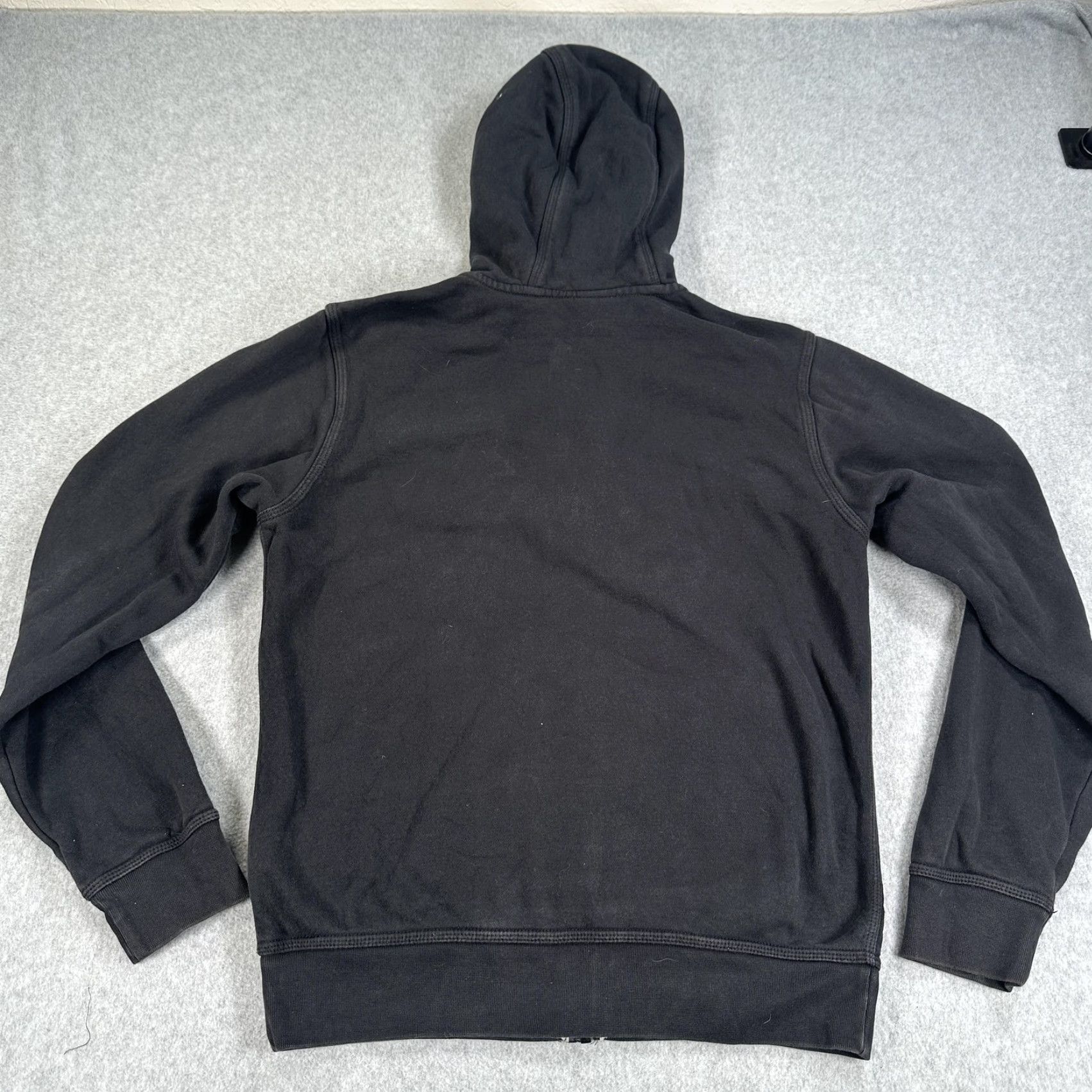 Nike VINTAGE Nike Hoodie Mens Small Black Full Zip Fleece Swoosh Logo Athletic Sweatshirt Size US S / EU 44-46 / 1 - 7 Thumbnail