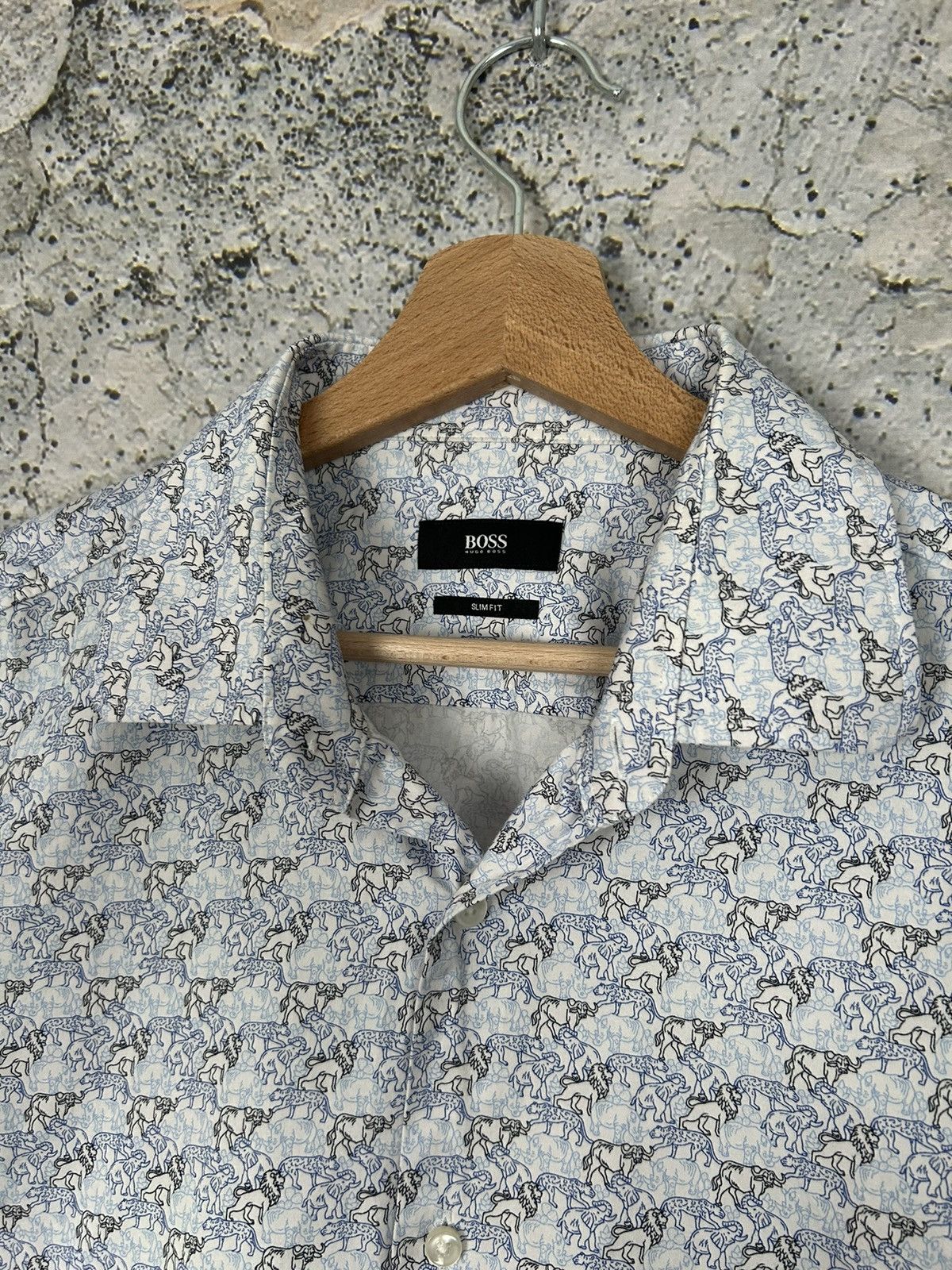 Hugo Boss Hugo Boss Animal Shirt Alternative Hype Y2K 00s Grunge Rare Size US L / EU 52-54 / 3 - 3 Thumbnail