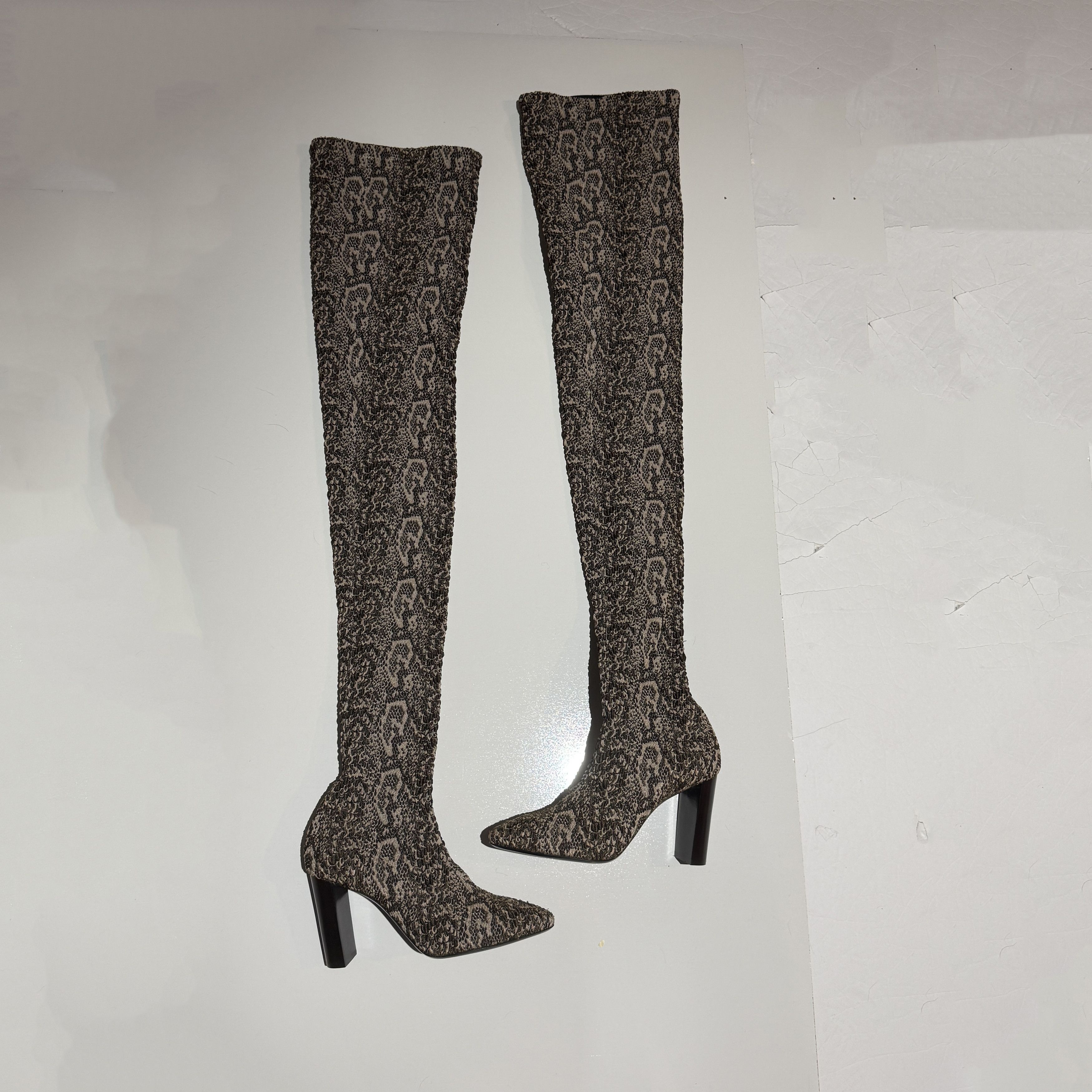 Saint Laurent Paris Saint Laurent YSL Moon Snake Stretch Knit Size US 8 / IT 38 - 1 Thumbnail