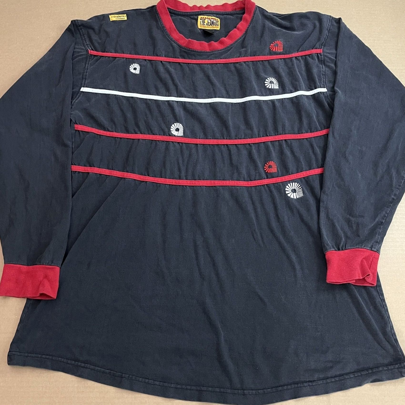 Akademiks VINTAGE Akademiks Shirt XL Adult Blue Red Spell Out Long Sleeve 90s Mens Size US XL / EU 56 / 4 - 2 Thumbnail