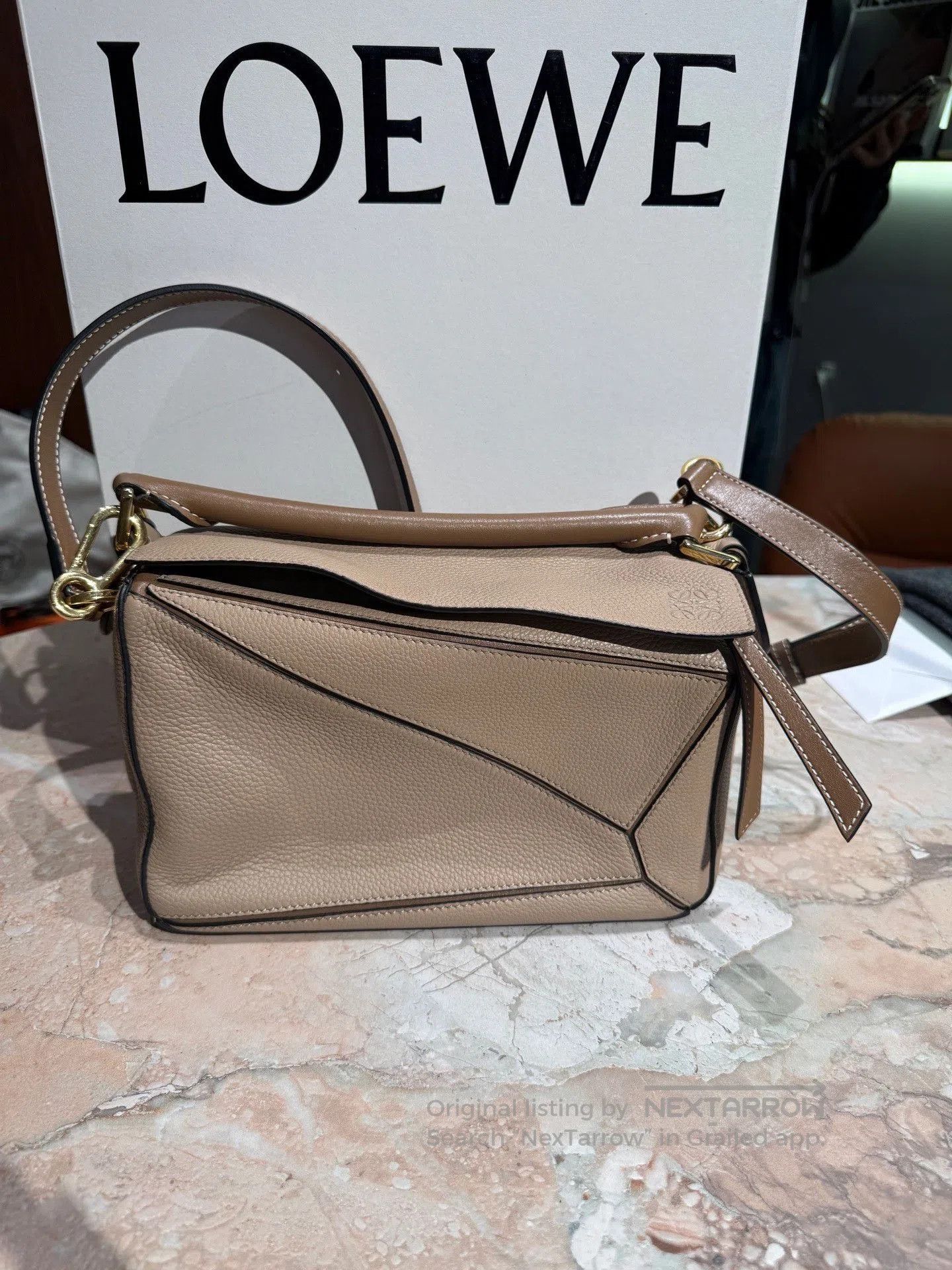 Loewe Loewe Puzzle Small Sand Pebbled Leather. Size ONE SIZE - 2 Thumbnail