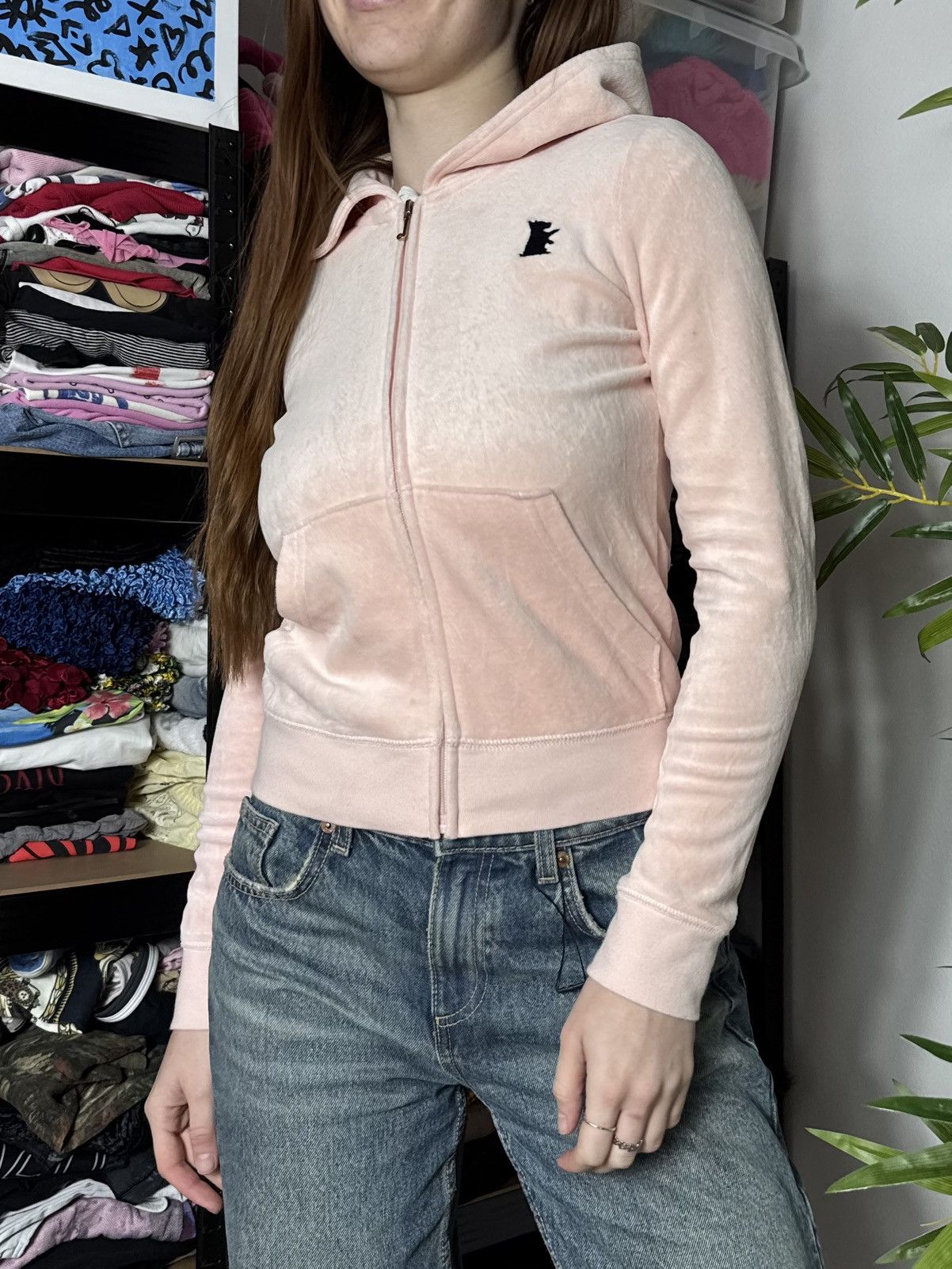 Juicy Couture VINTAGE VELOUR JUICY COUTURE BASIC ZIP UP HOODIE Size XS / US 0-2 / IT 36-38 - 2 Thumbnail