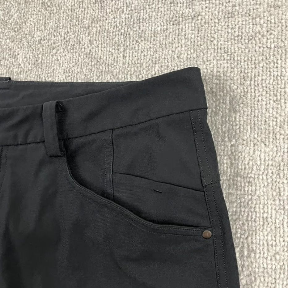 Lululemon LULULEMON Pants Mens 36 x 32 Black Chino Golf Preppy Travel Stretch Breathable Easy Care Flat Front 5-Pocket Classic Fit Brand Mens Size US 36 / EU 52 - 6 Thumbnail