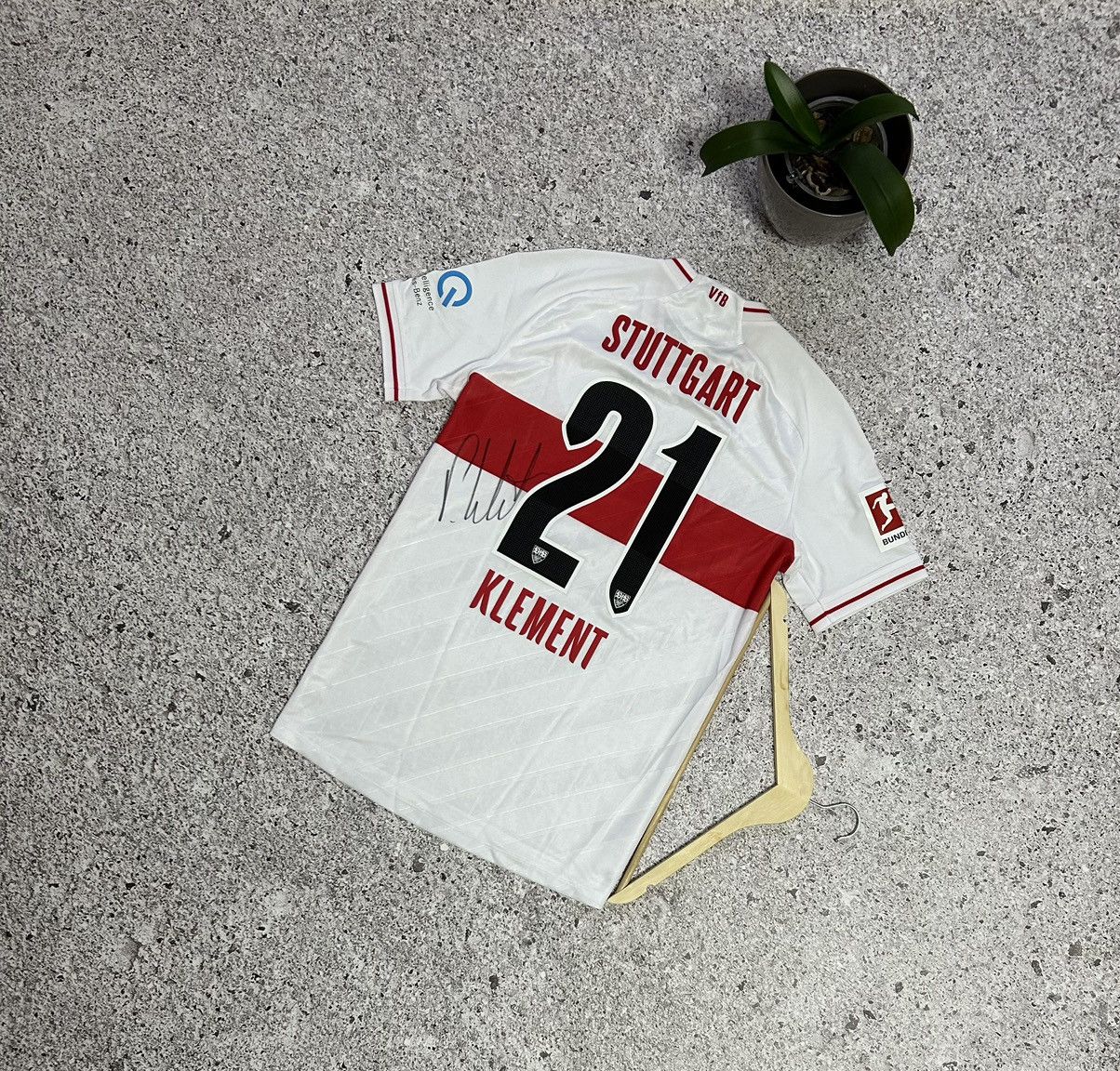 Vintage Jako Germany VFB Stuttgart 2020 2021 Klement Soccer Jersey Size US L / EU 52-54 / 3 - 1 Thumbnail